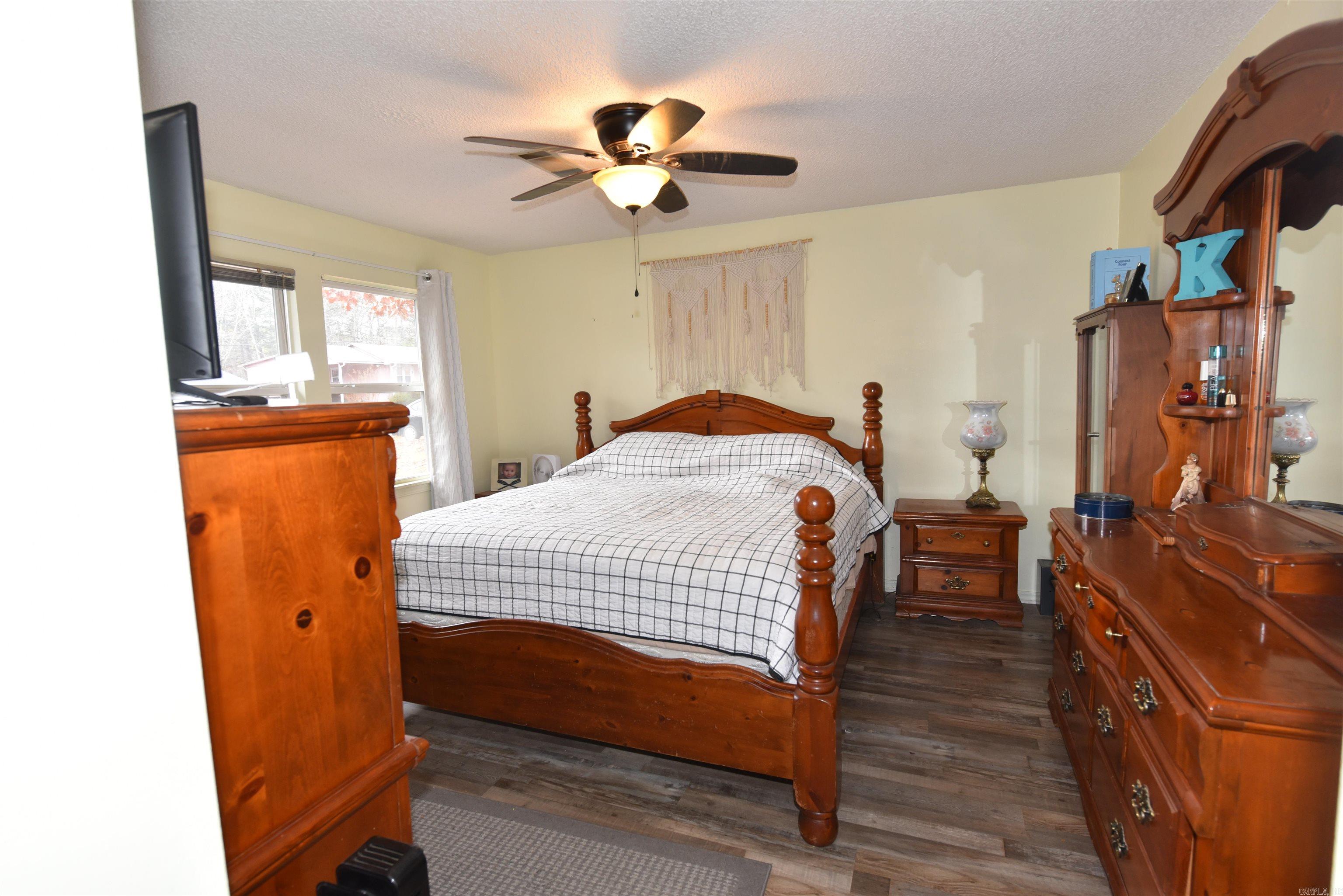 CHELSEA GLADE - Residential