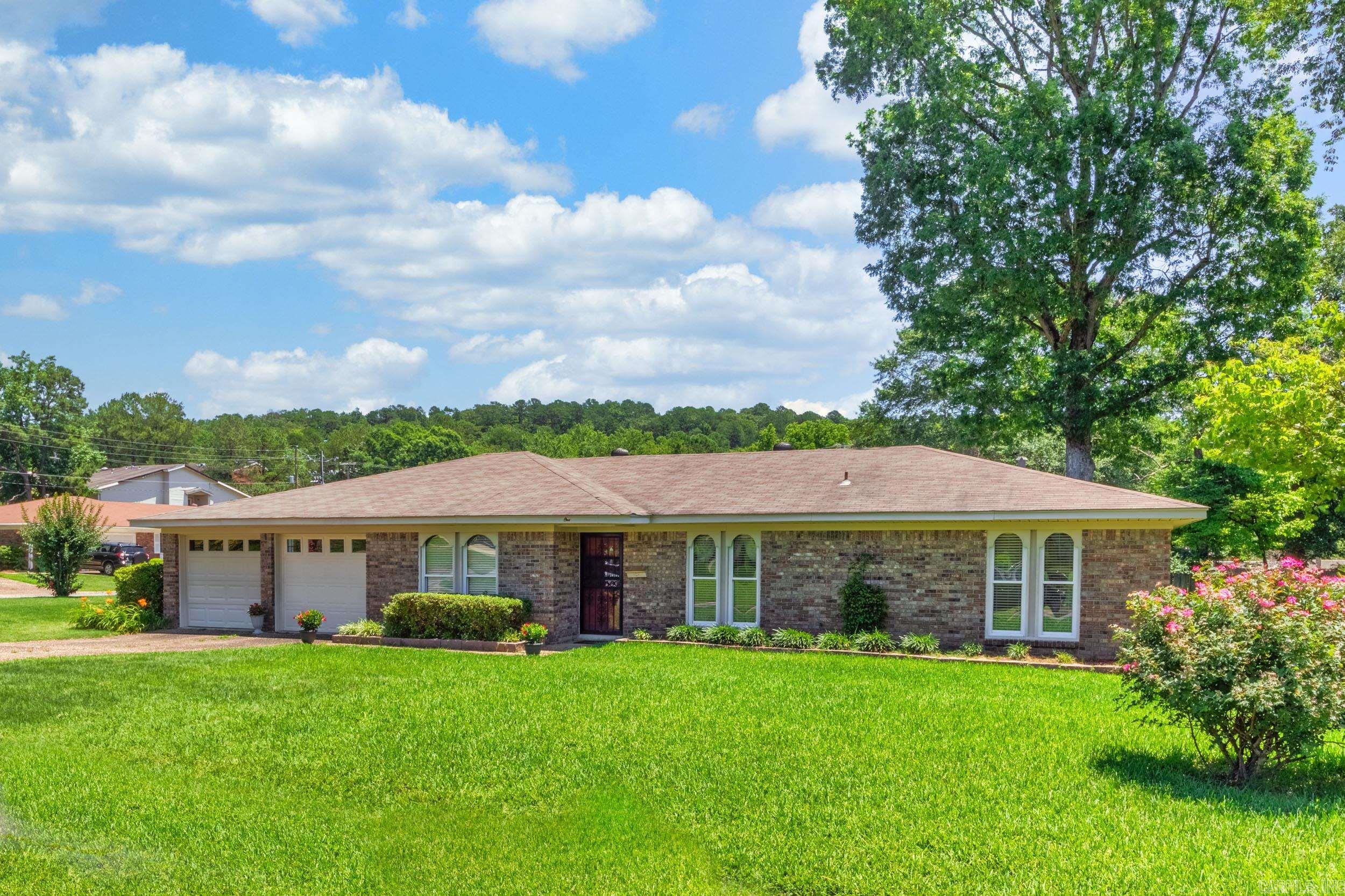 LINDENWOOD - Residential