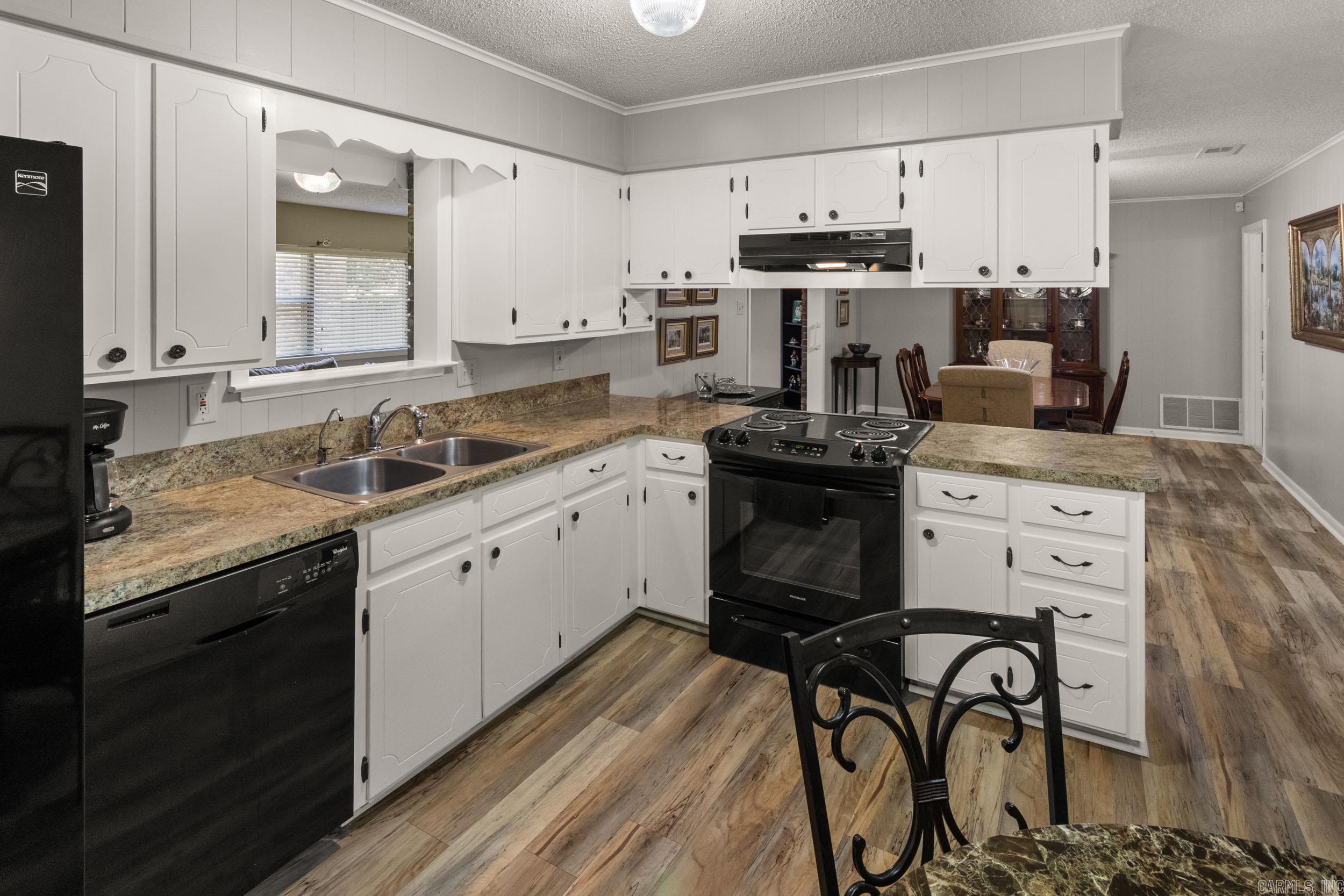 LINDENWOOD - Residential