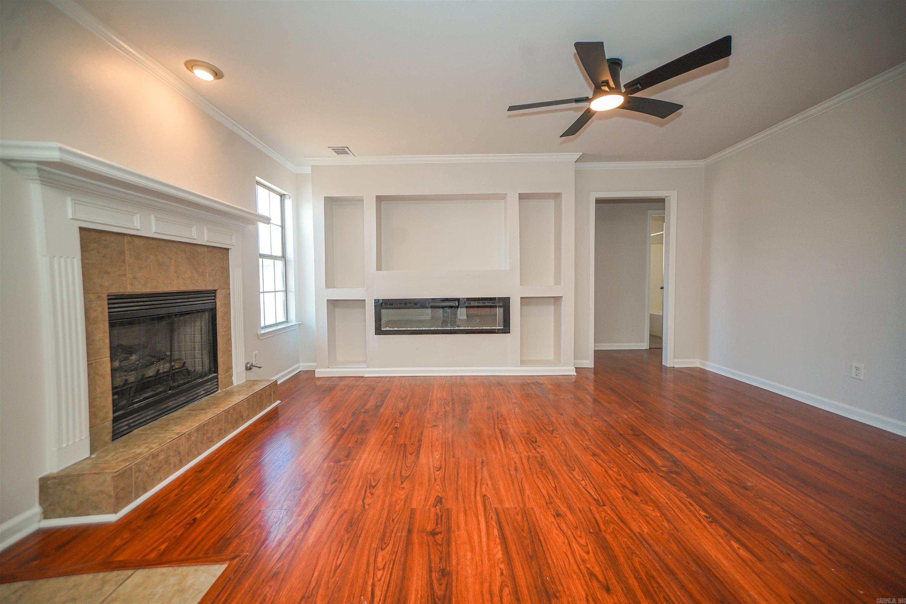 Greenwood Acres Blvd - Residential