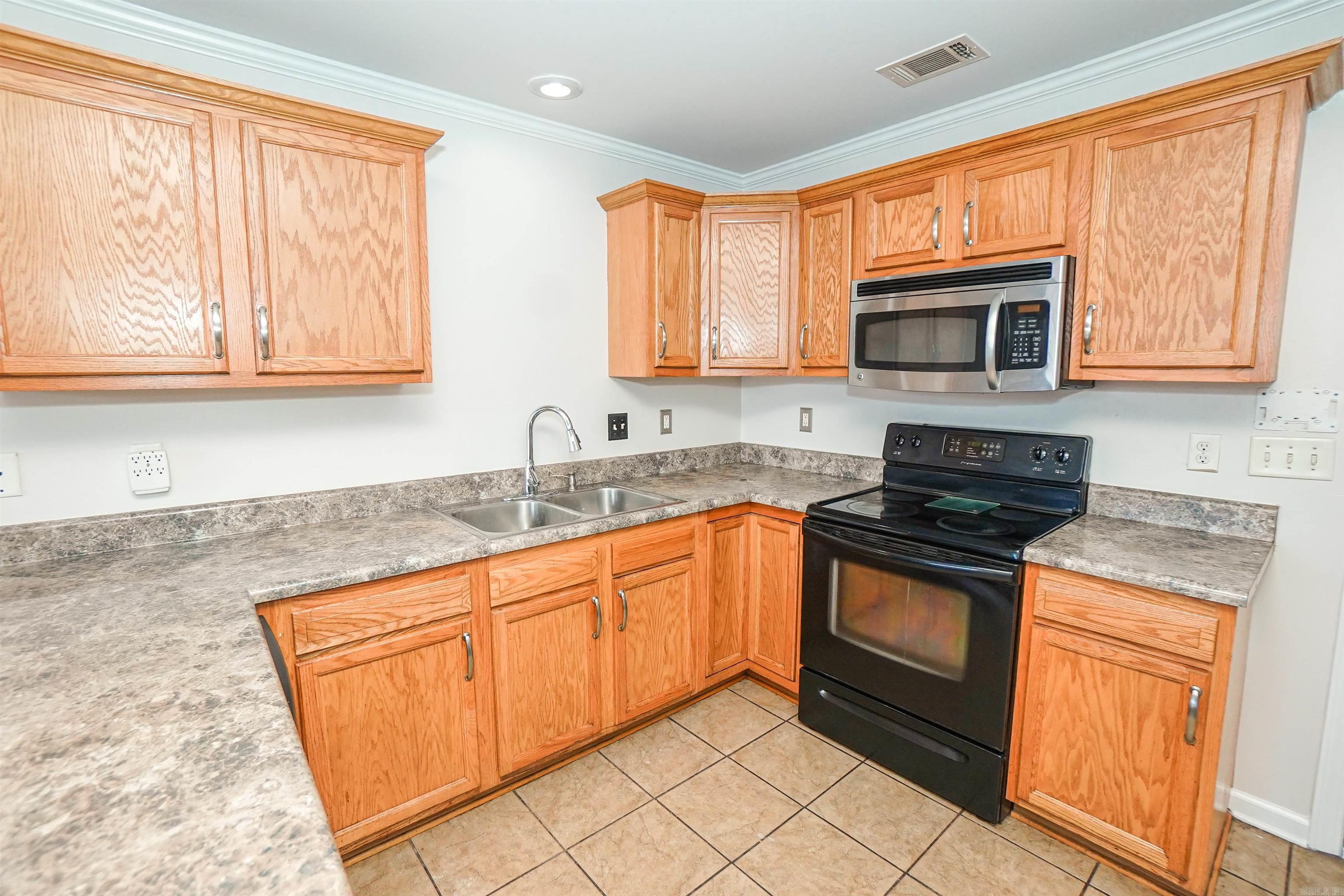 Greenwood Acres Blvd - Residential