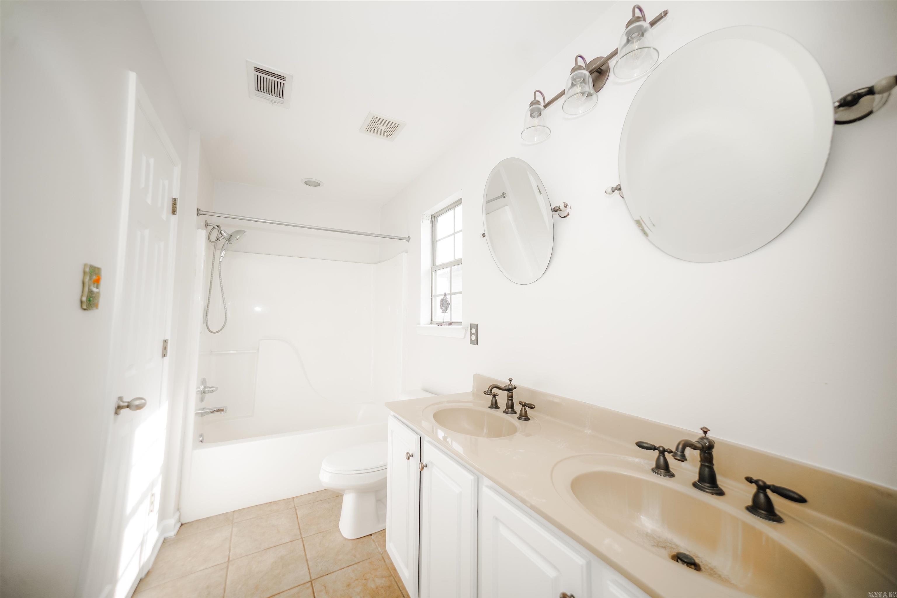 Greenwood Acres Blvd - Residential