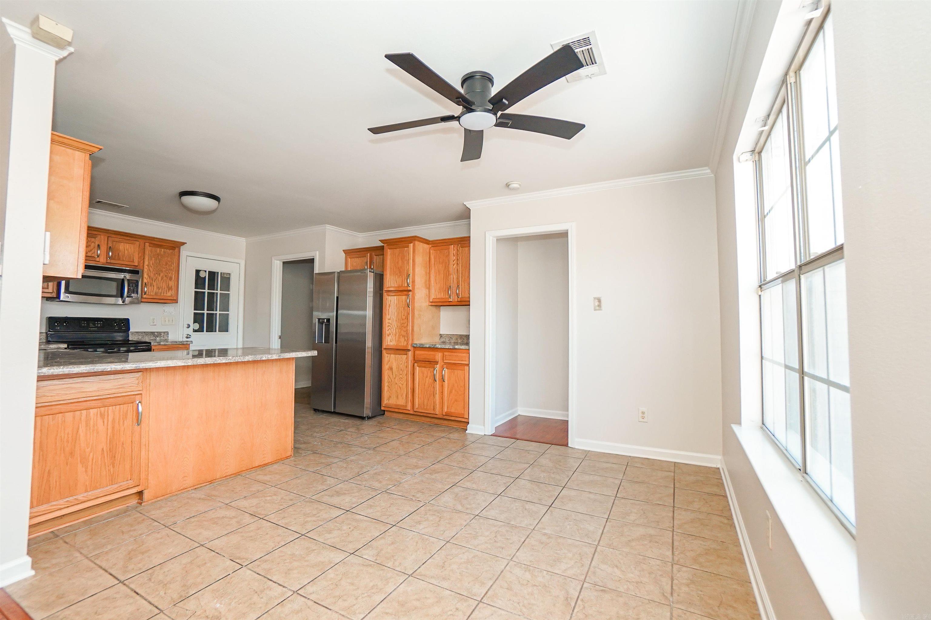 Greenwood Acres Blvd - Residential