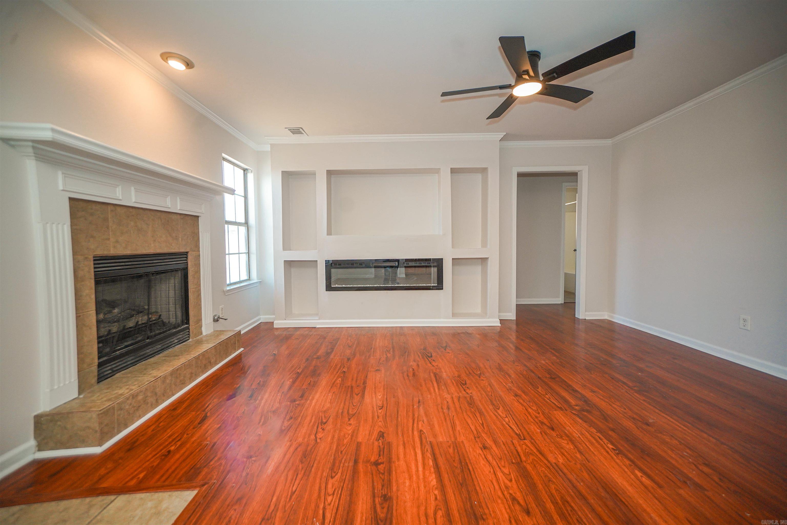 Greenwood Acres Blvd - Residential