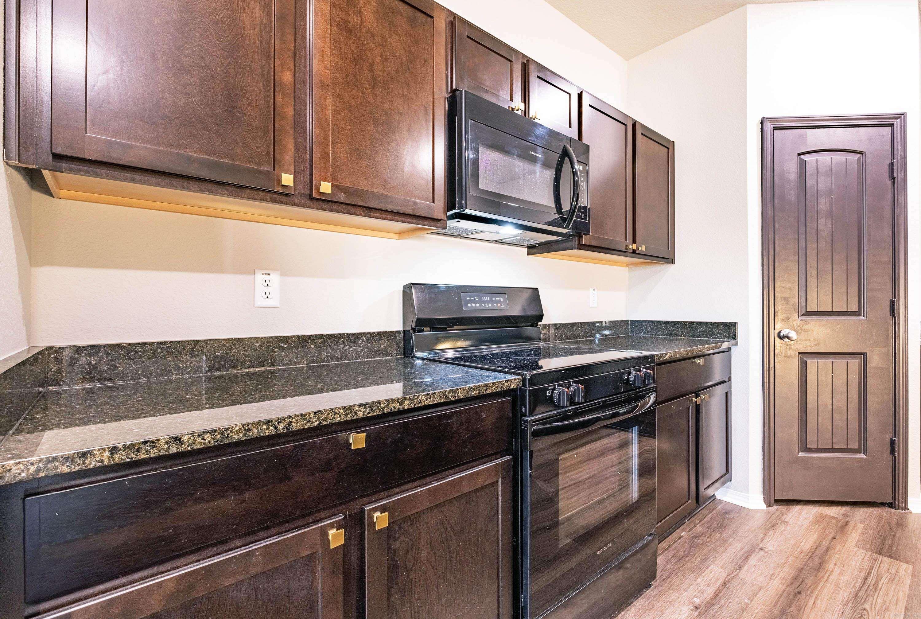 COUNTRY CLUB OF ARKANSAS PH 25-C - Residential