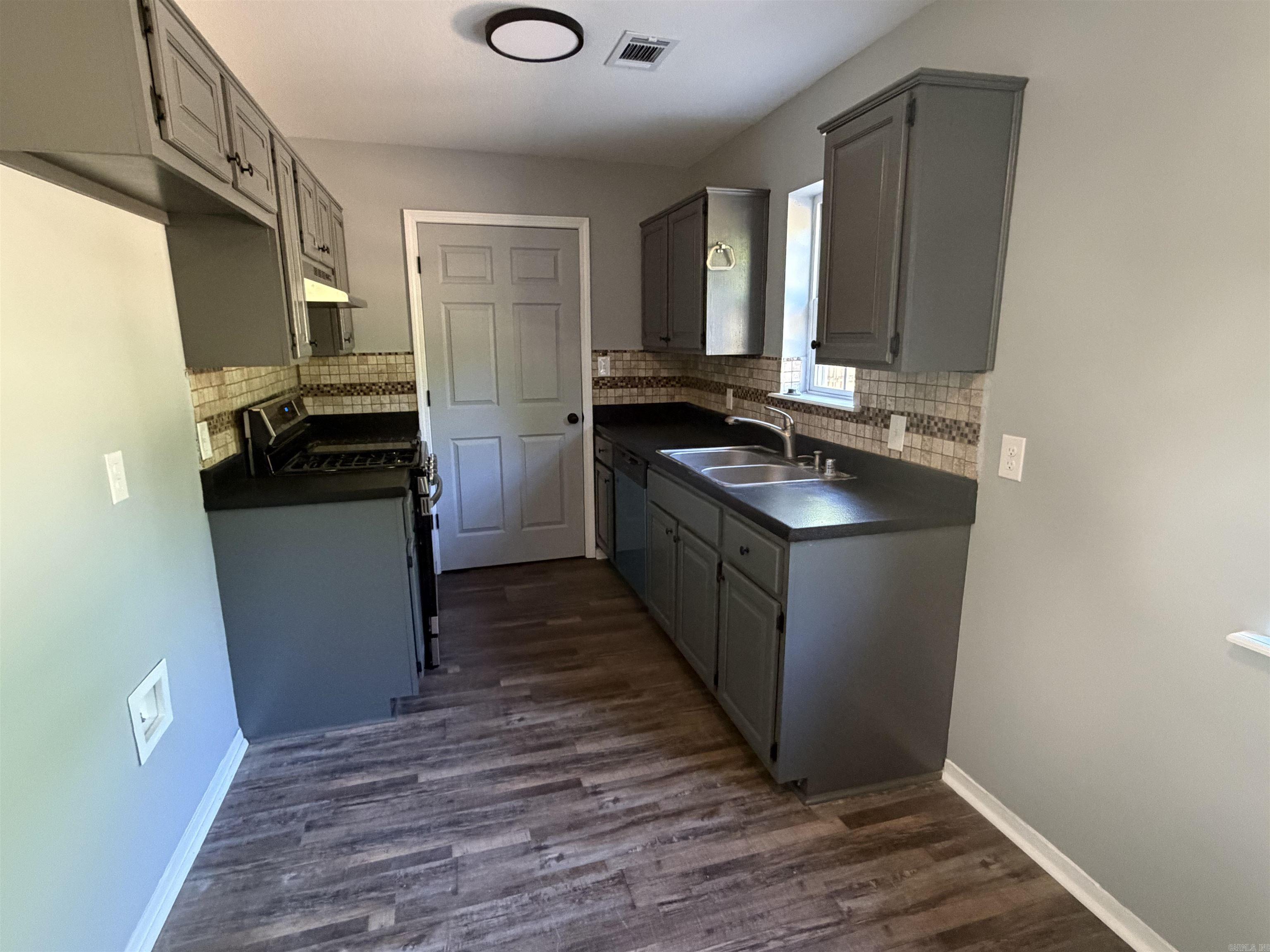 WOODLAND TRAILS - Residential