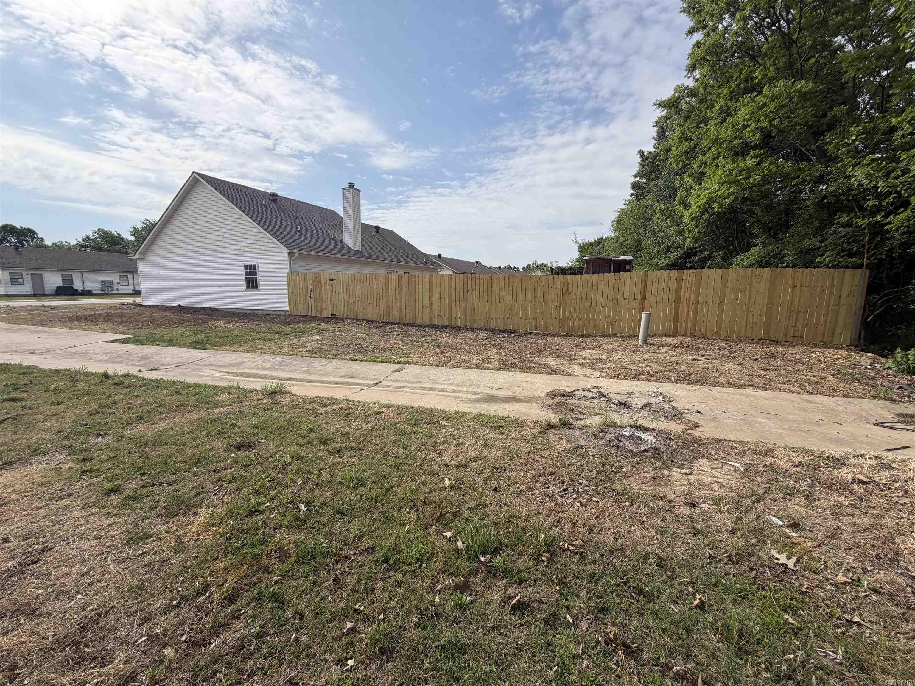 WOODLAND TRAILS - Residential