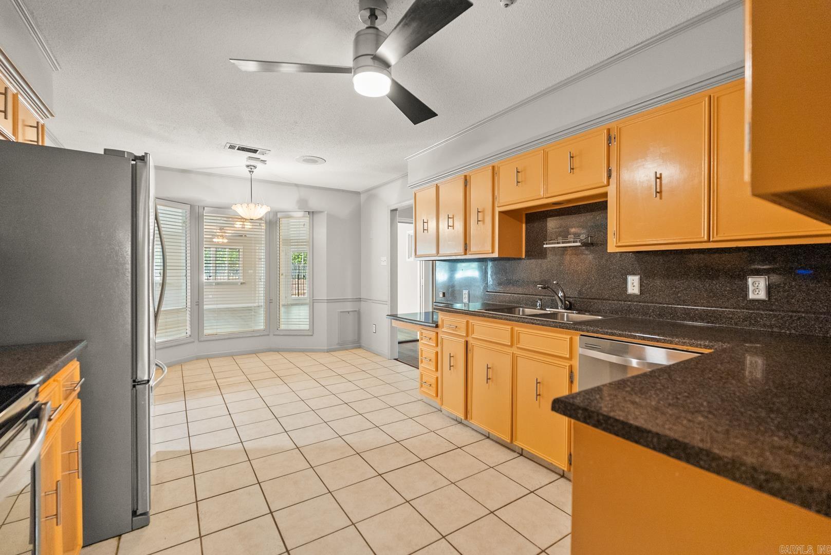 PLEASANT VALLEY - Residential