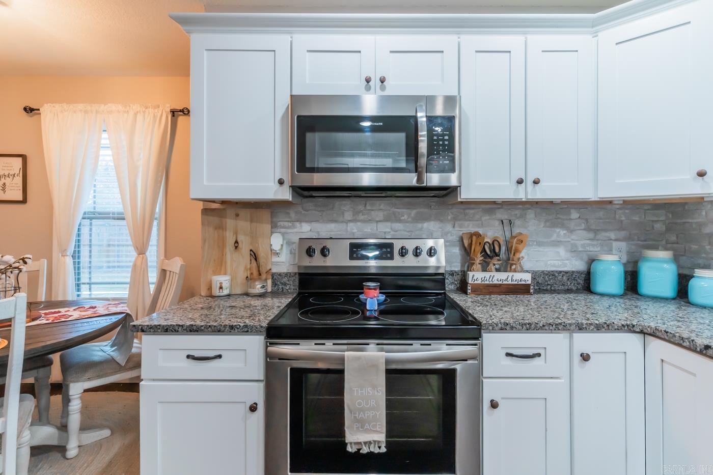 BROOKVALE - Residential