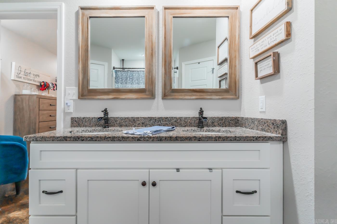 BROOKVALE - Residential