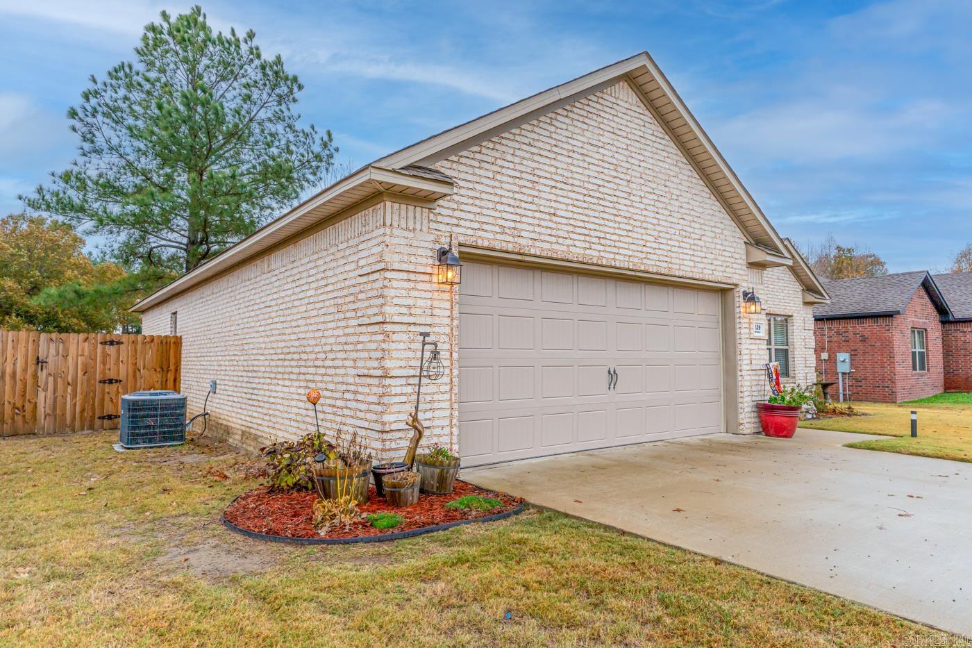 BROOKVALE - Residential