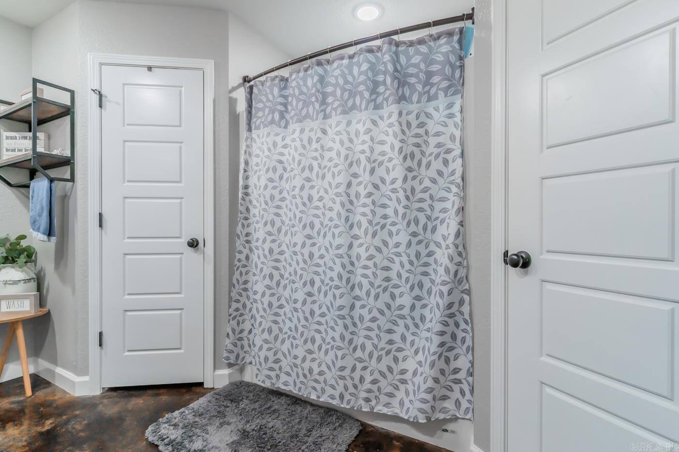 BROOKVALE - Residential