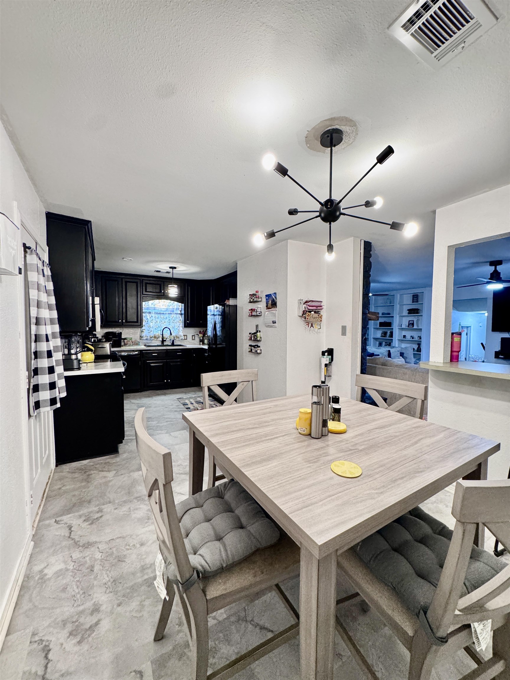 Pine Meadows 1 - Residential