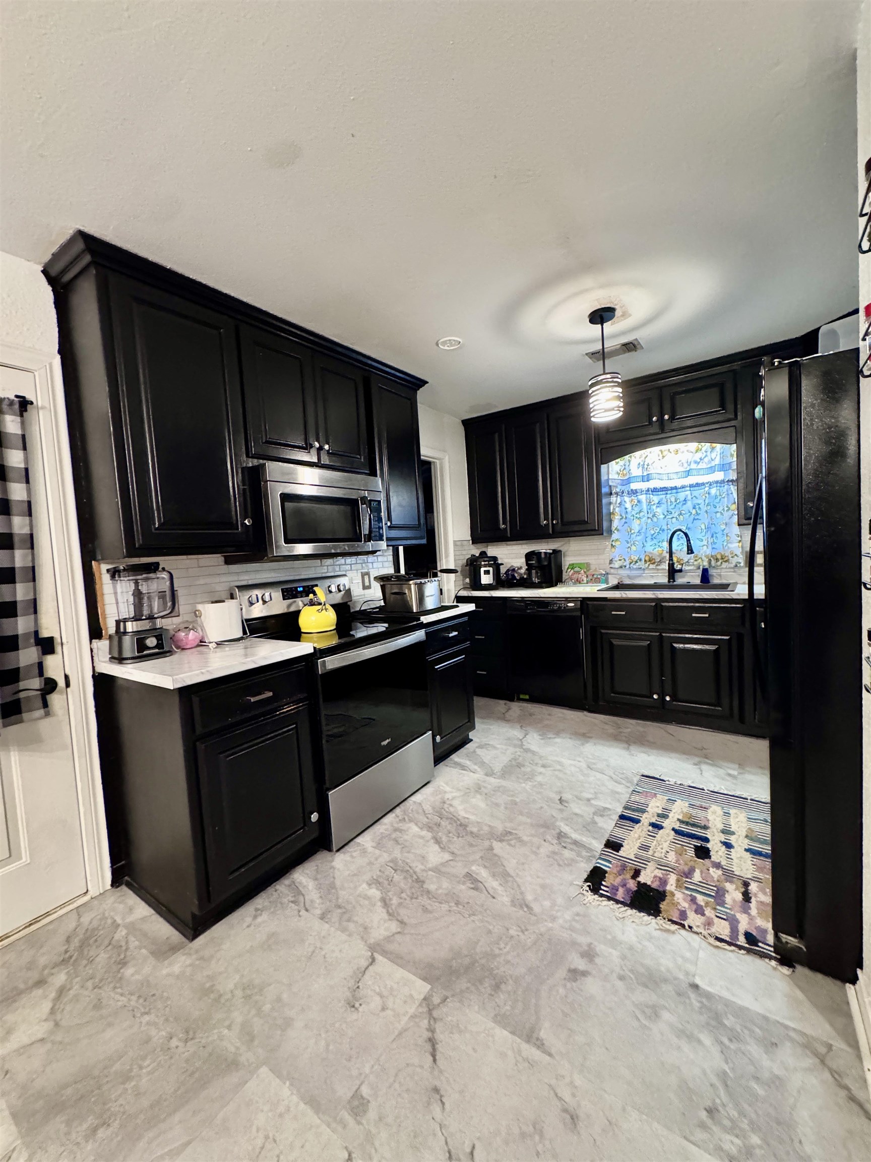 Pine Meadows 1 - Residential