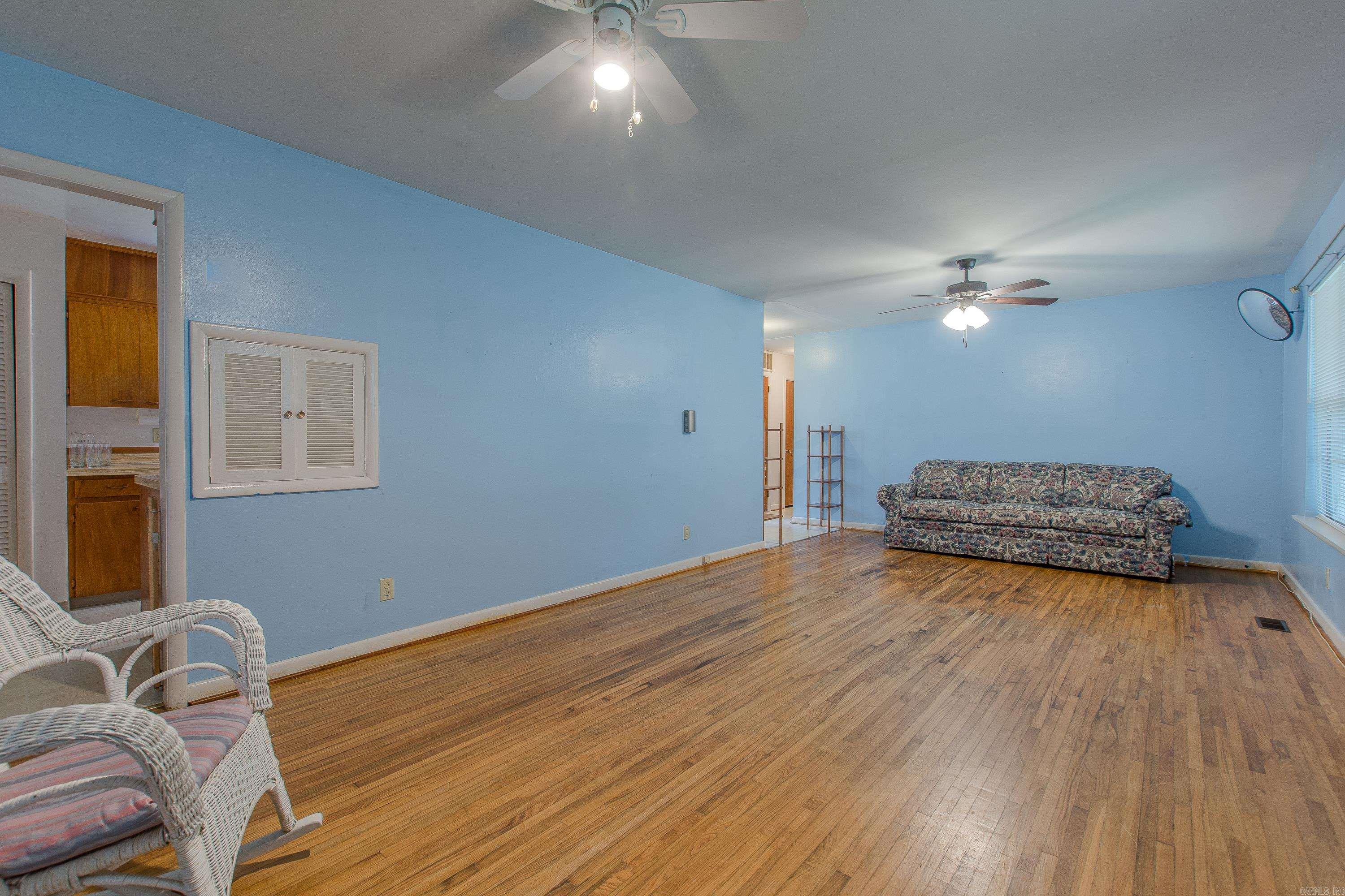 INDIAN HILLS - Residential