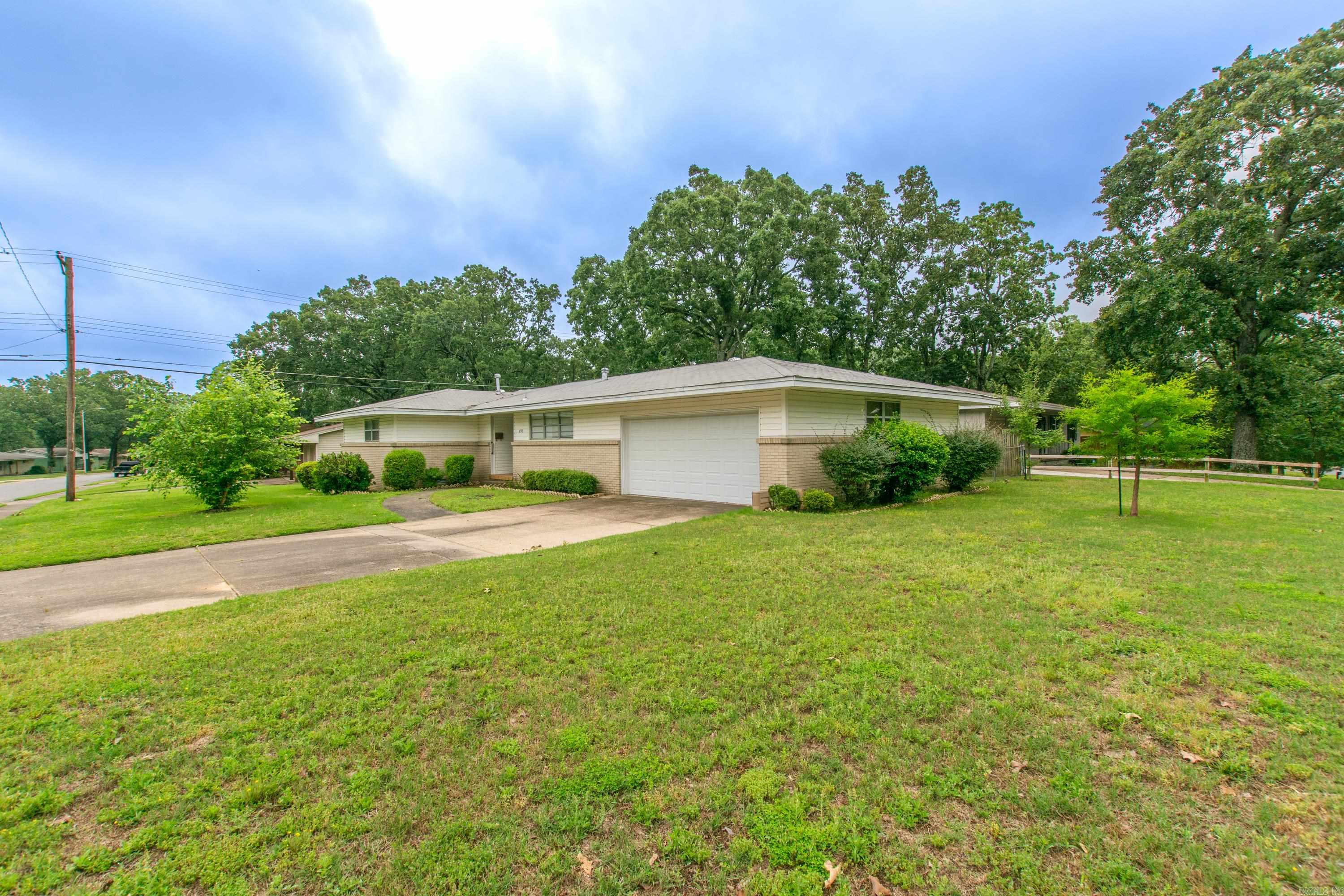 INDIAN HILLS - Residential