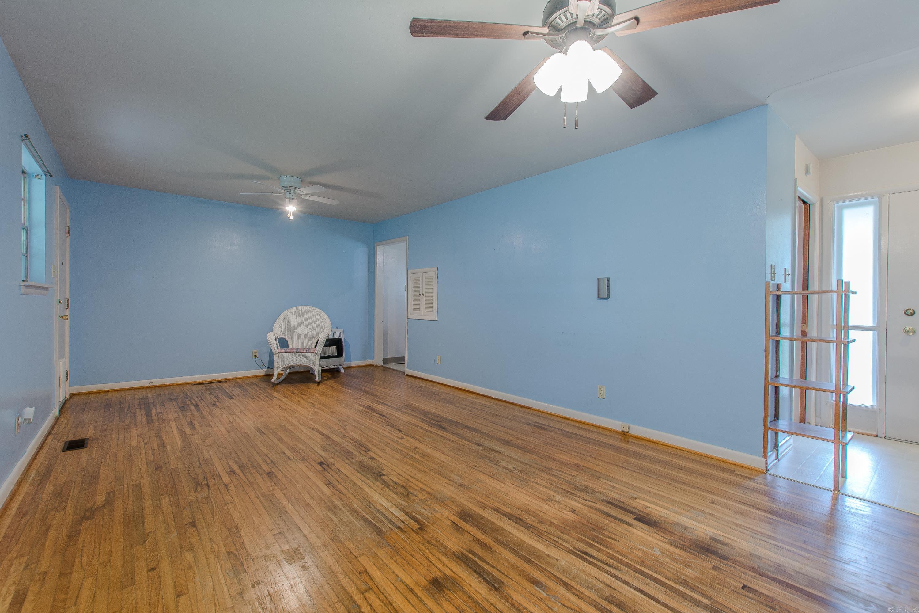 INDIAN HILLS - Residential