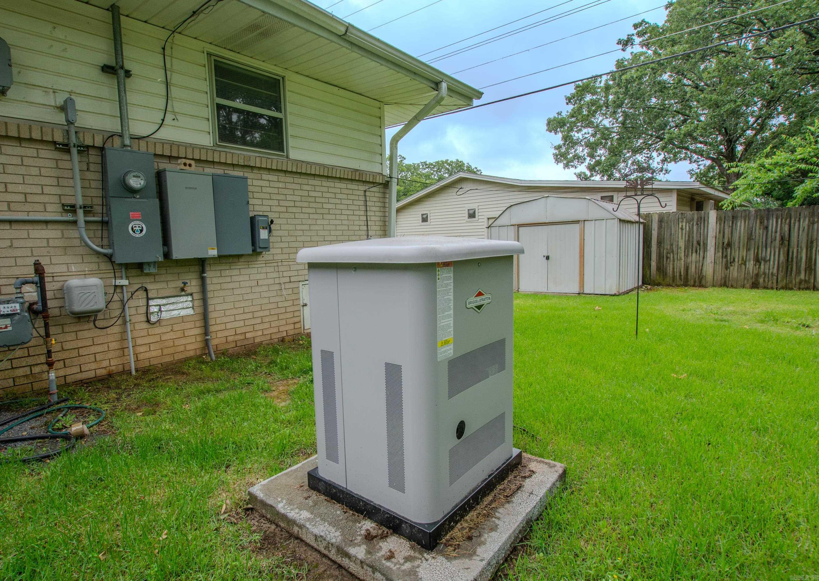 INDIAN HILLS - Residential