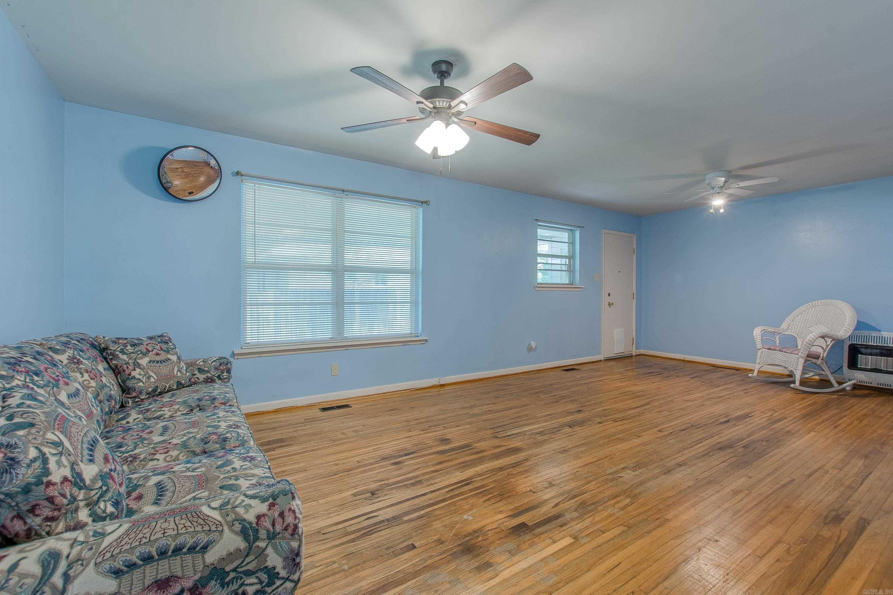 INDIAN HILLS - Residential