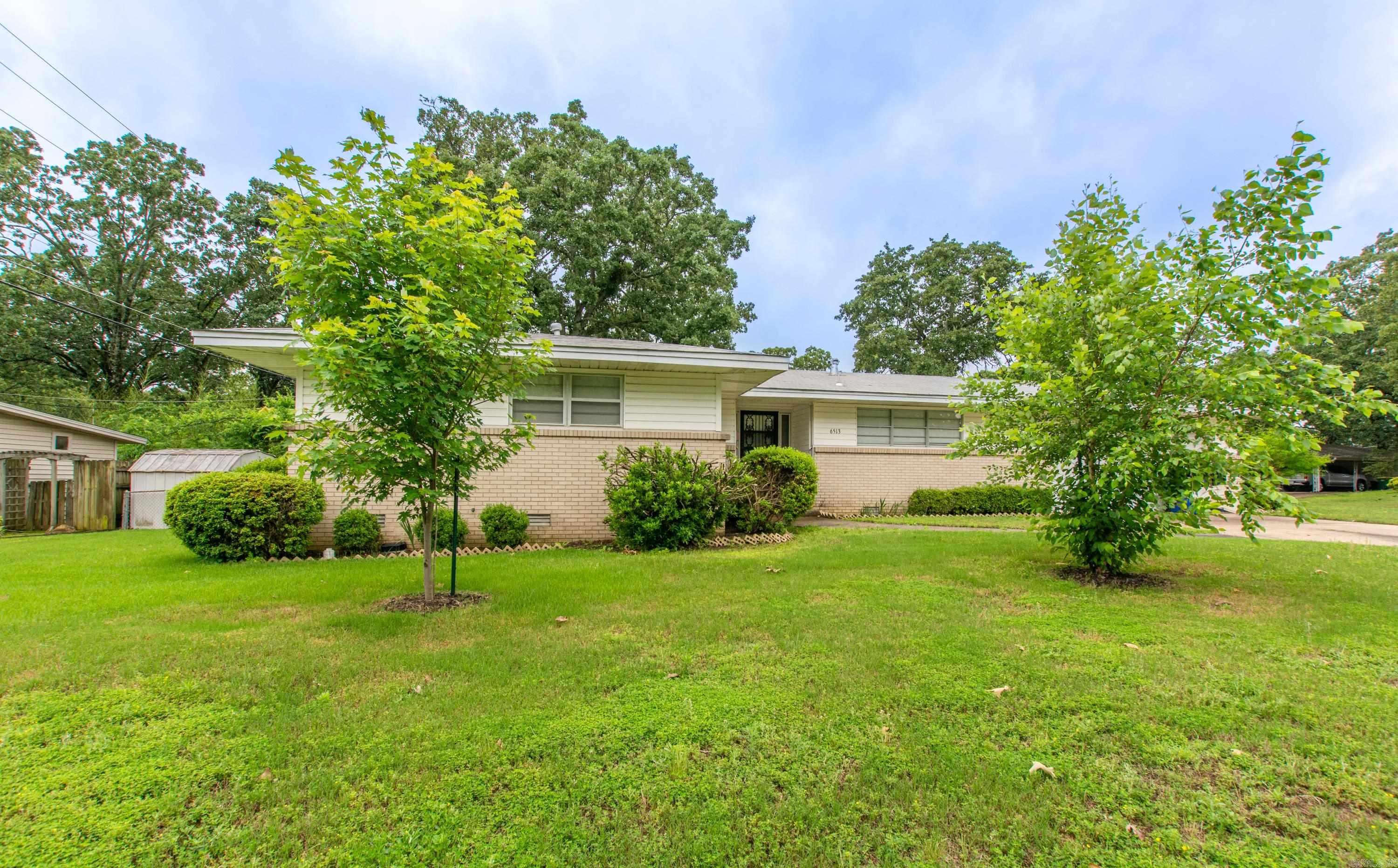 INDIAN HILLS - Residential