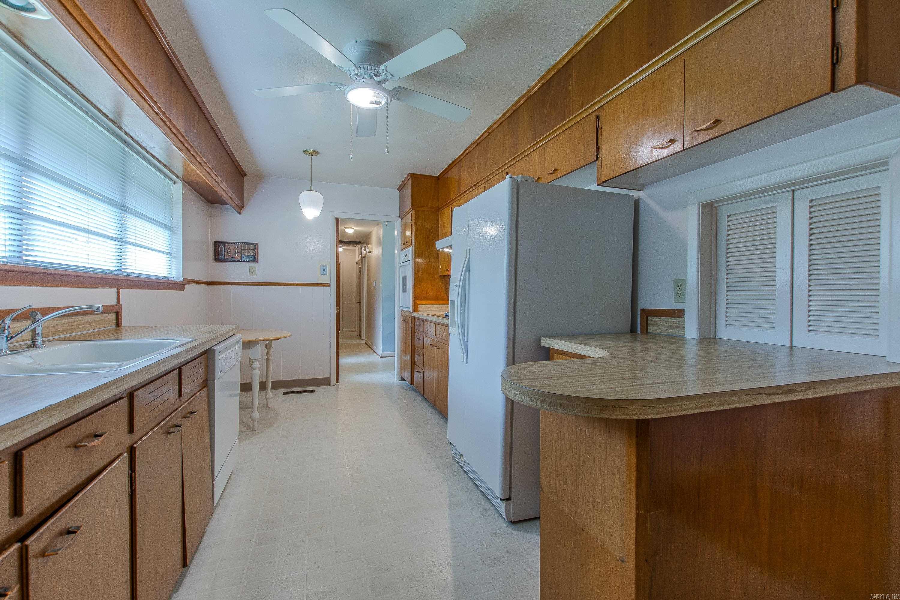 INDIAN HILLS - Residential