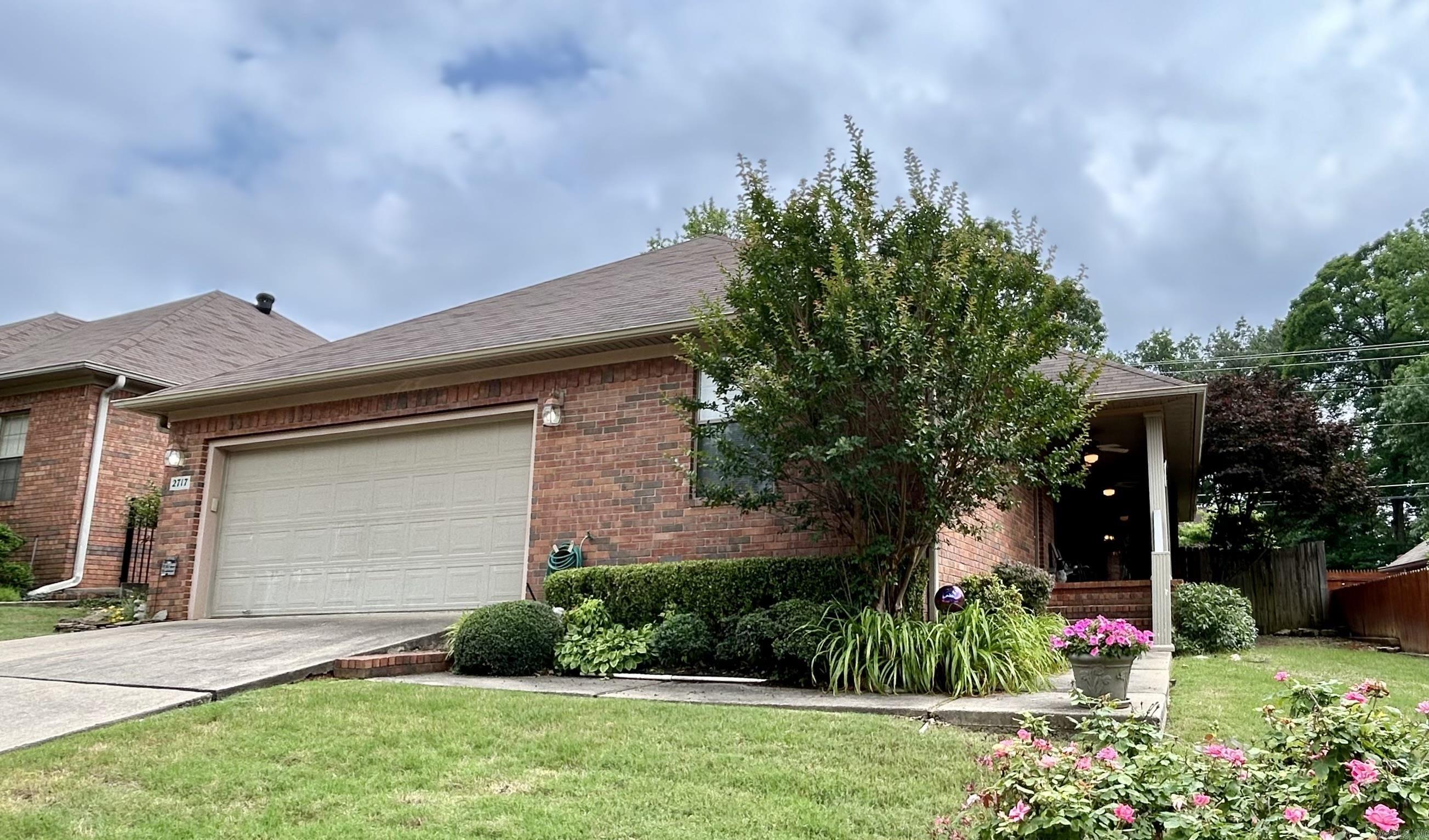 NORTHSHORE GARDENS - Residential