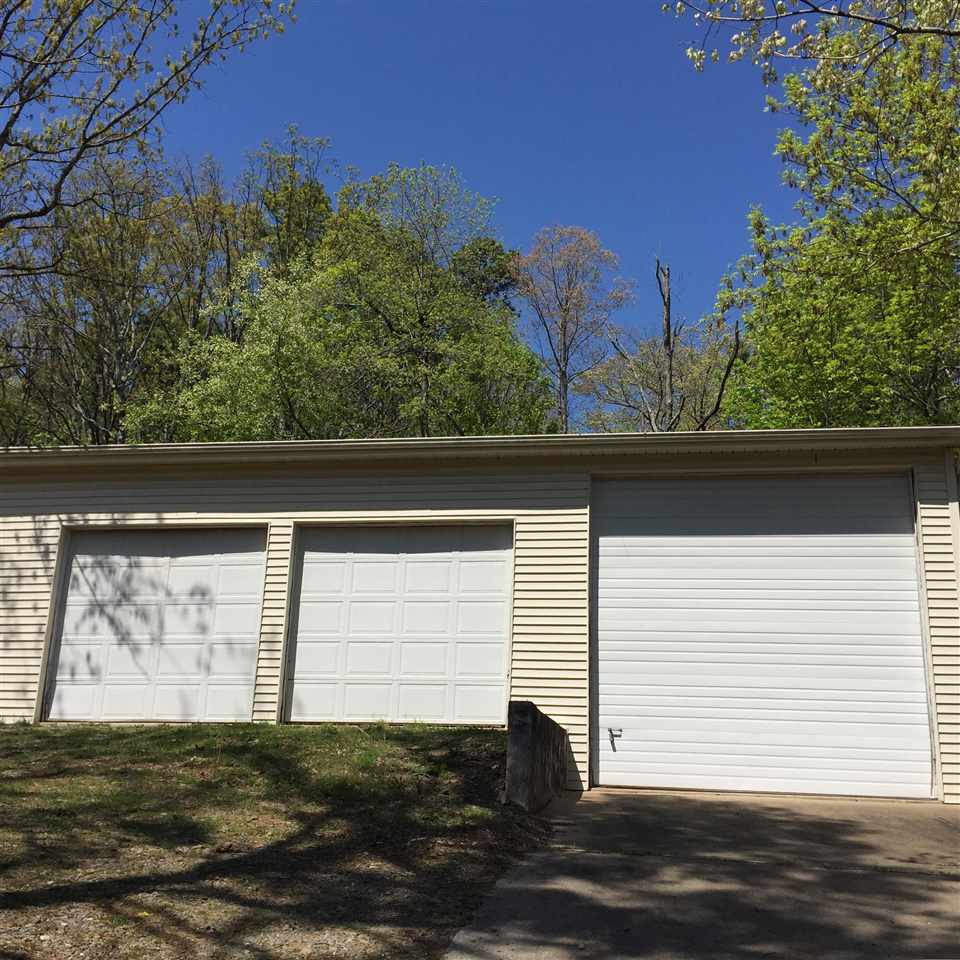 Lakevievv - Residential Lease