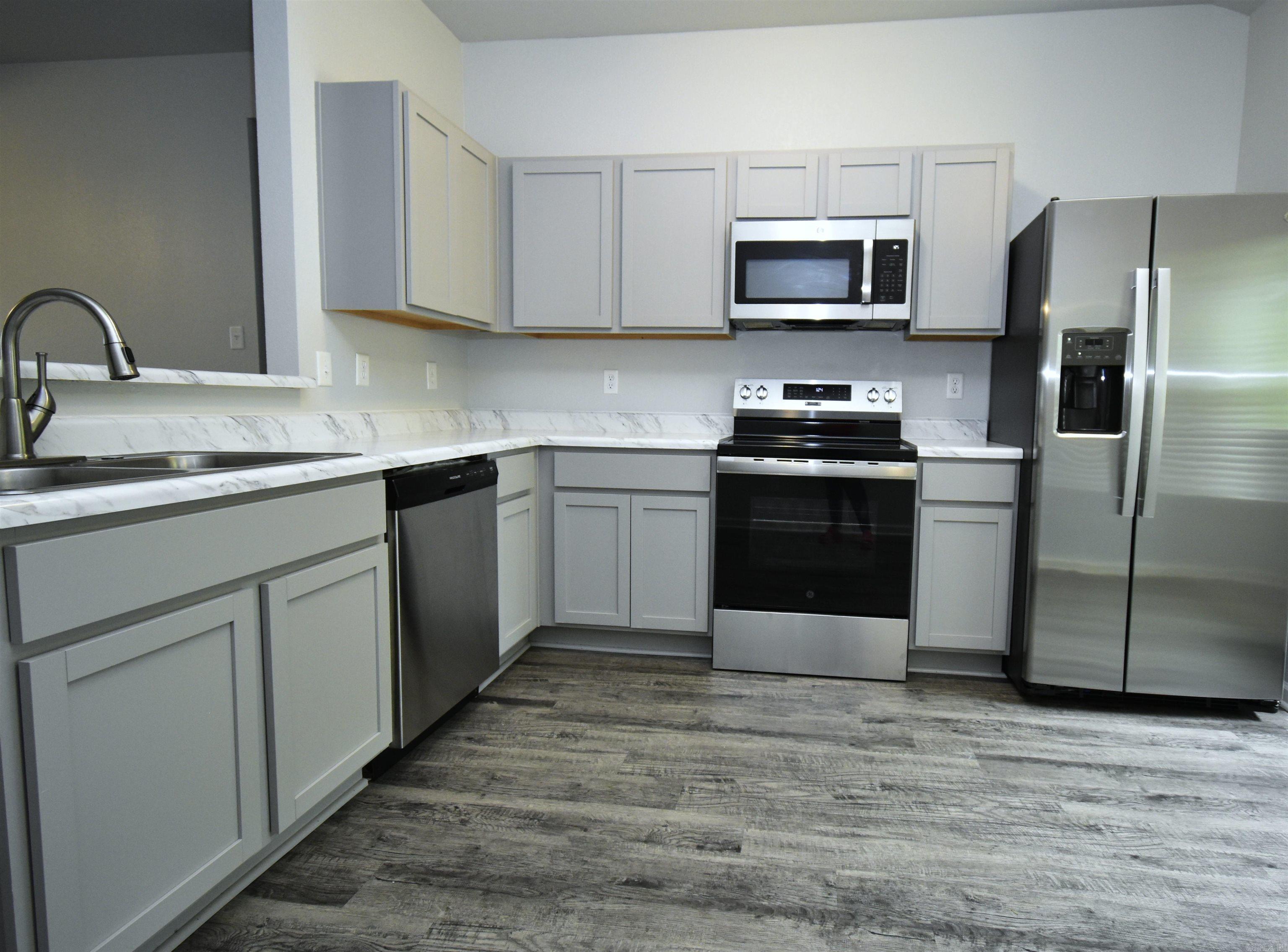 BRODY REED ESTATES - Residential