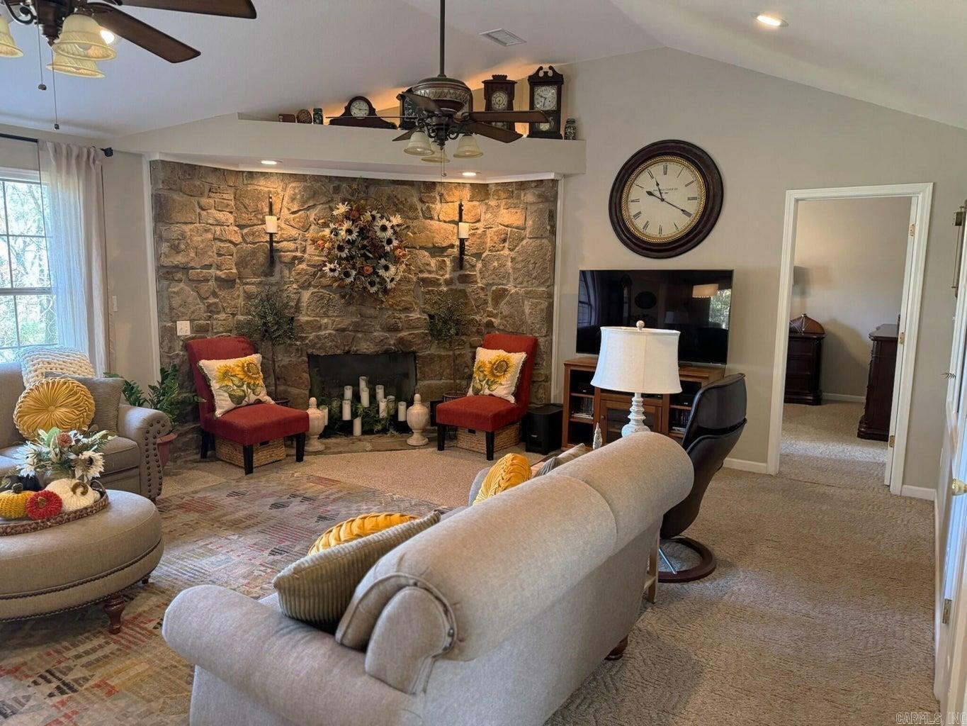 BIG PINE - Residential