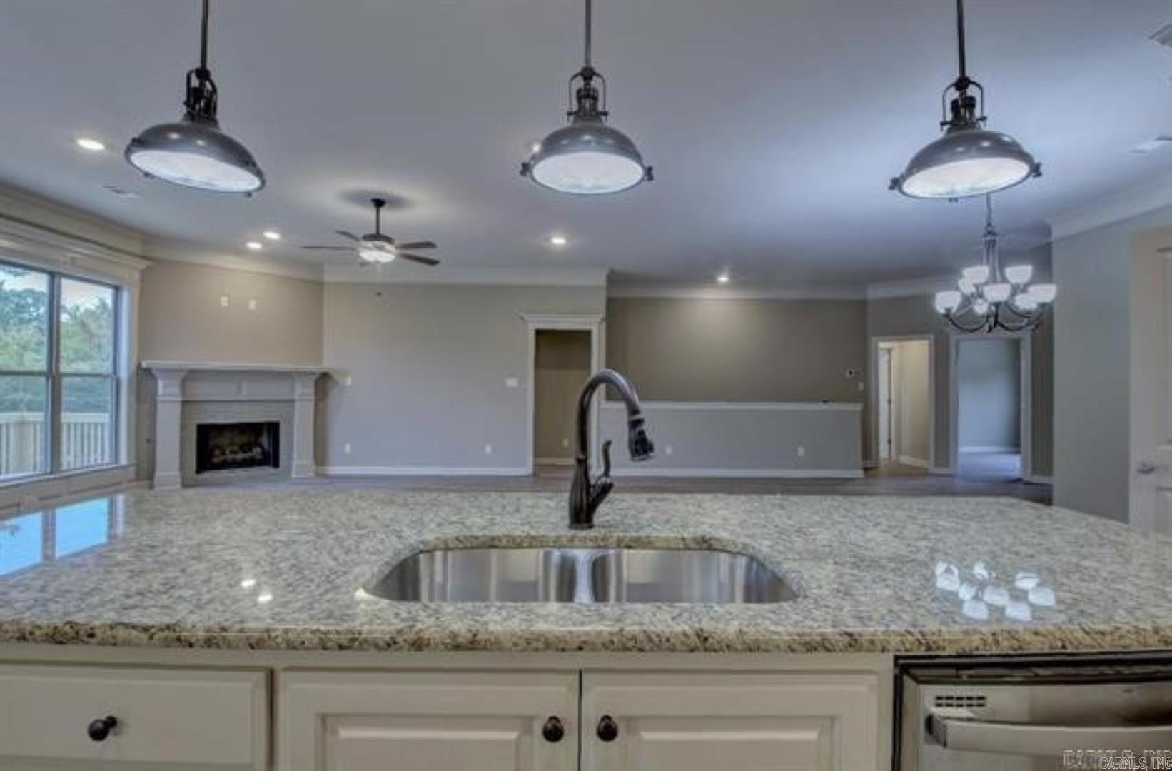 Majestic Point - Residential