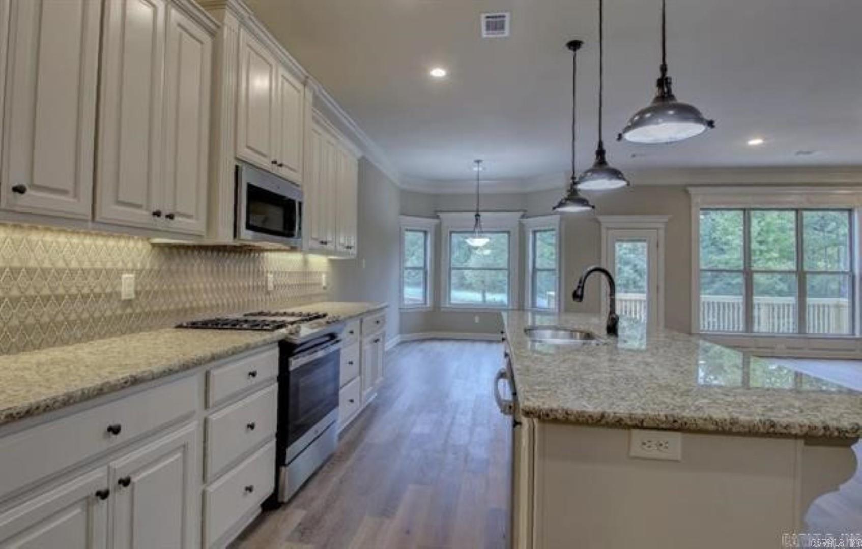 Majestic Point - Residential