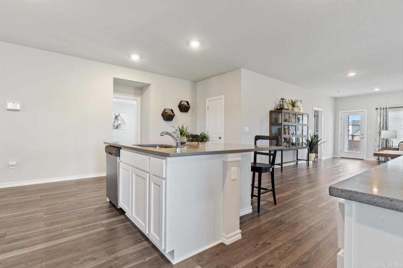 THE RESERVE AT COUNTRY CLUB PHAS - Residential