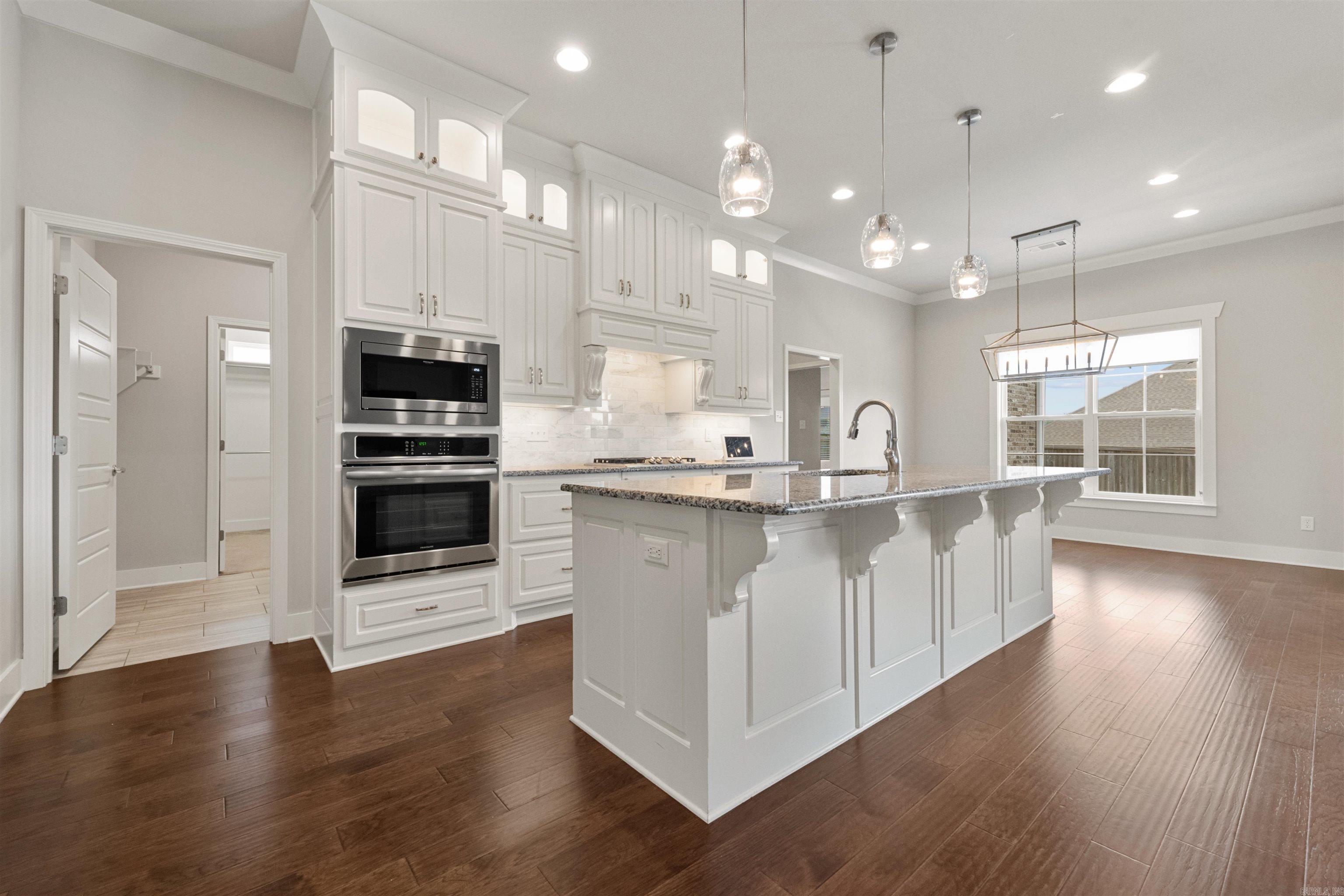 CREEKSIDE ADDN - Residential