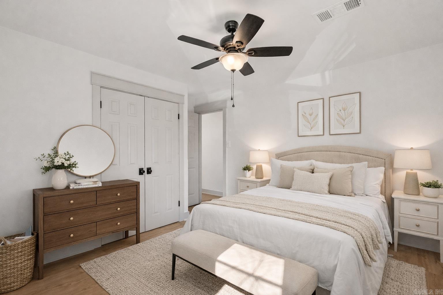 COLLINS - Residential