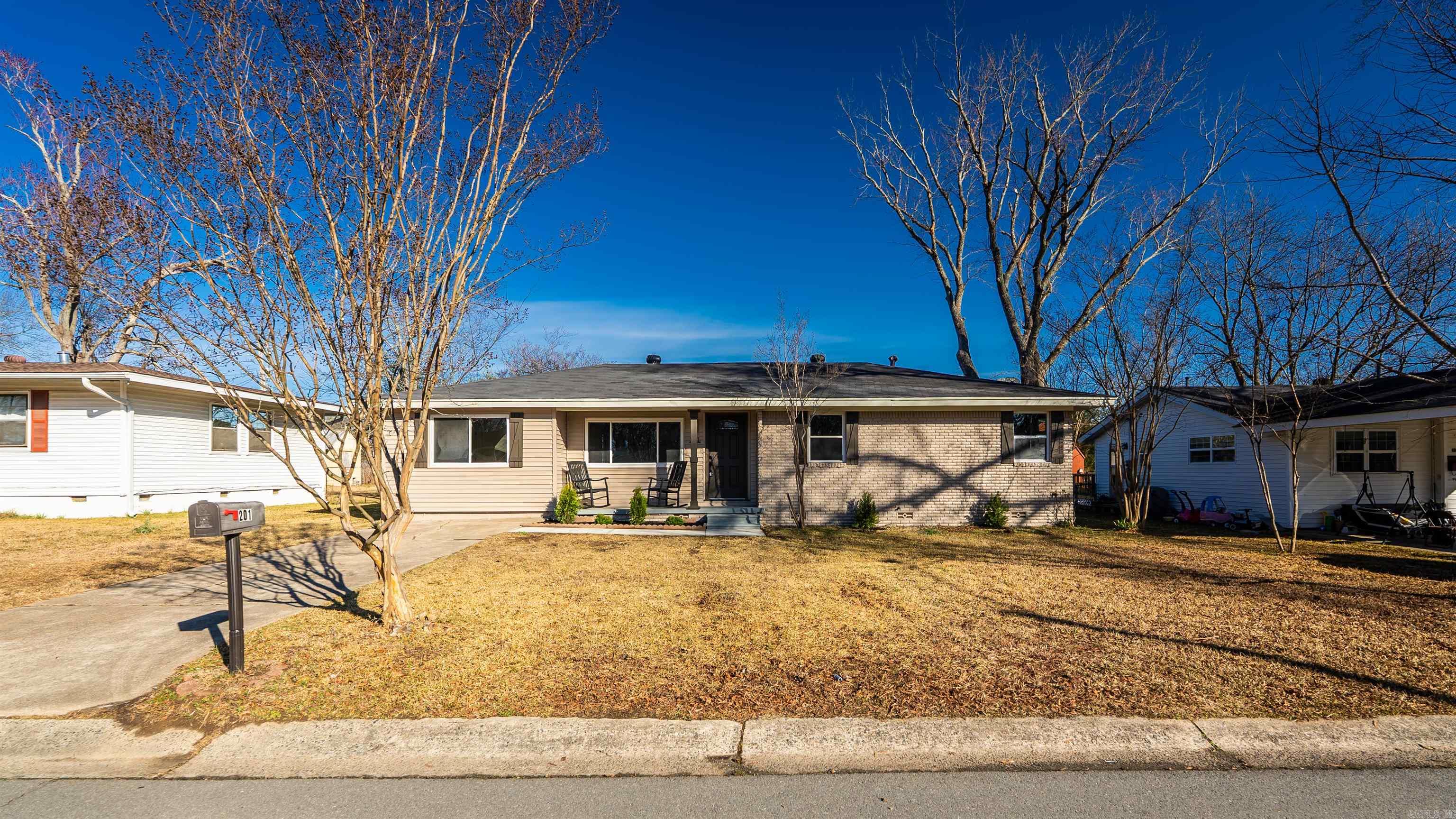 COLLINS - Residential