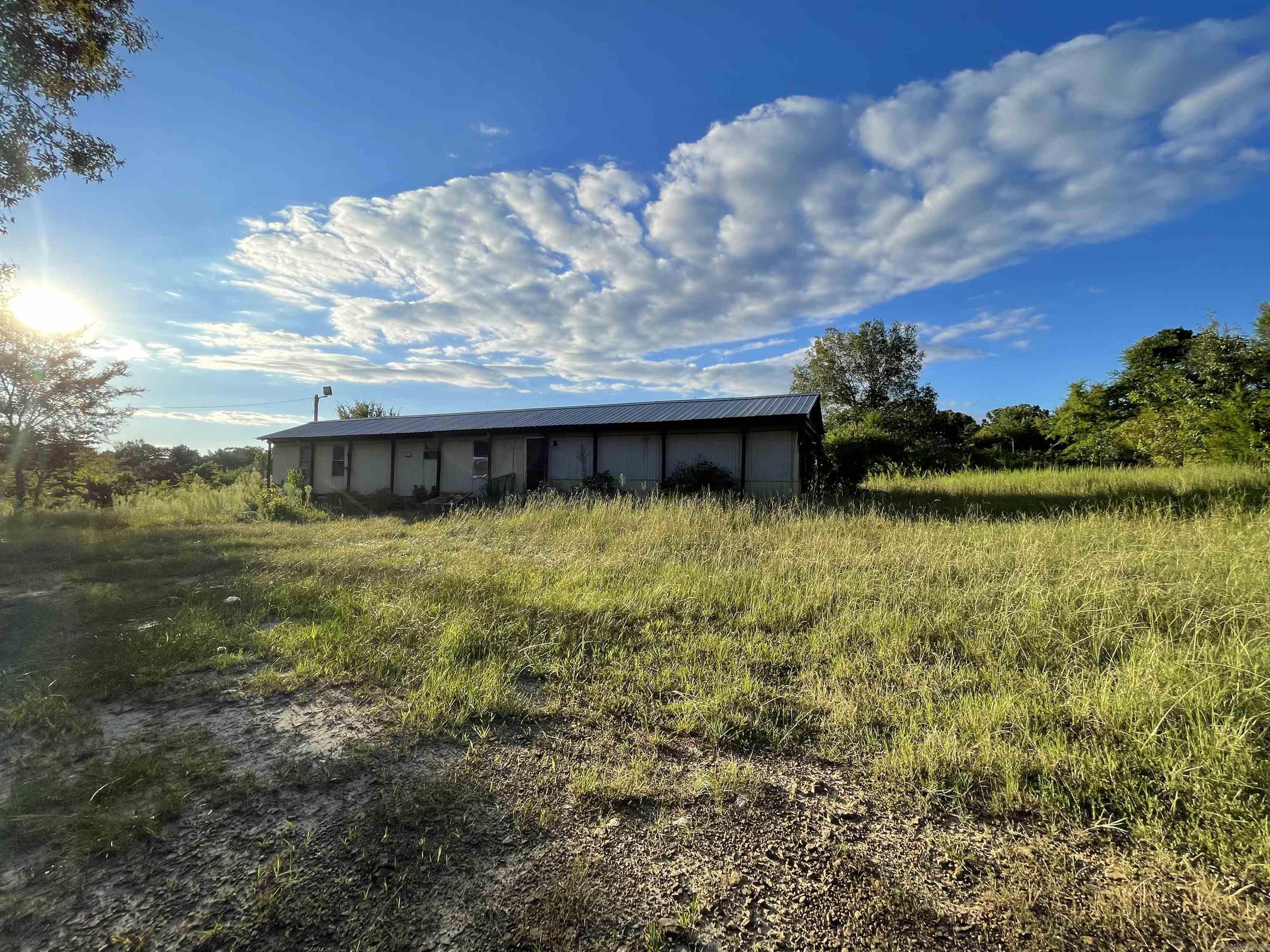 Mobile being sold as is where is. No Seller Property Disclosure. Owner has title to trailer. Nice area close to Lake Barnett. Property needs to be mowed and maintained.