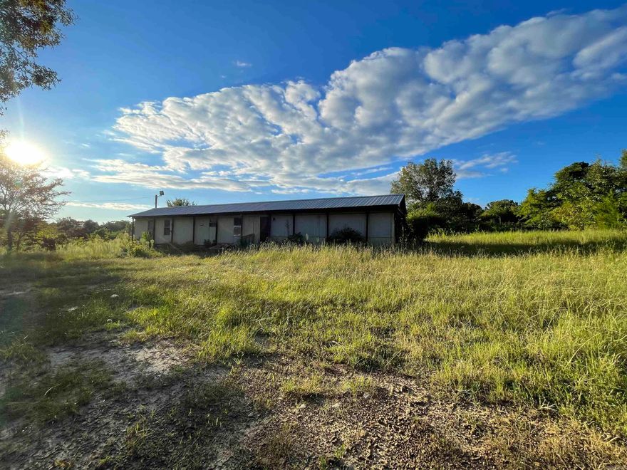 Mobile being sold as is where is.  No Seller Property Disclosure.  Owner has title to trailer.  Nice area close to Lake Barnett.  Property needs to be mowed and maintained.