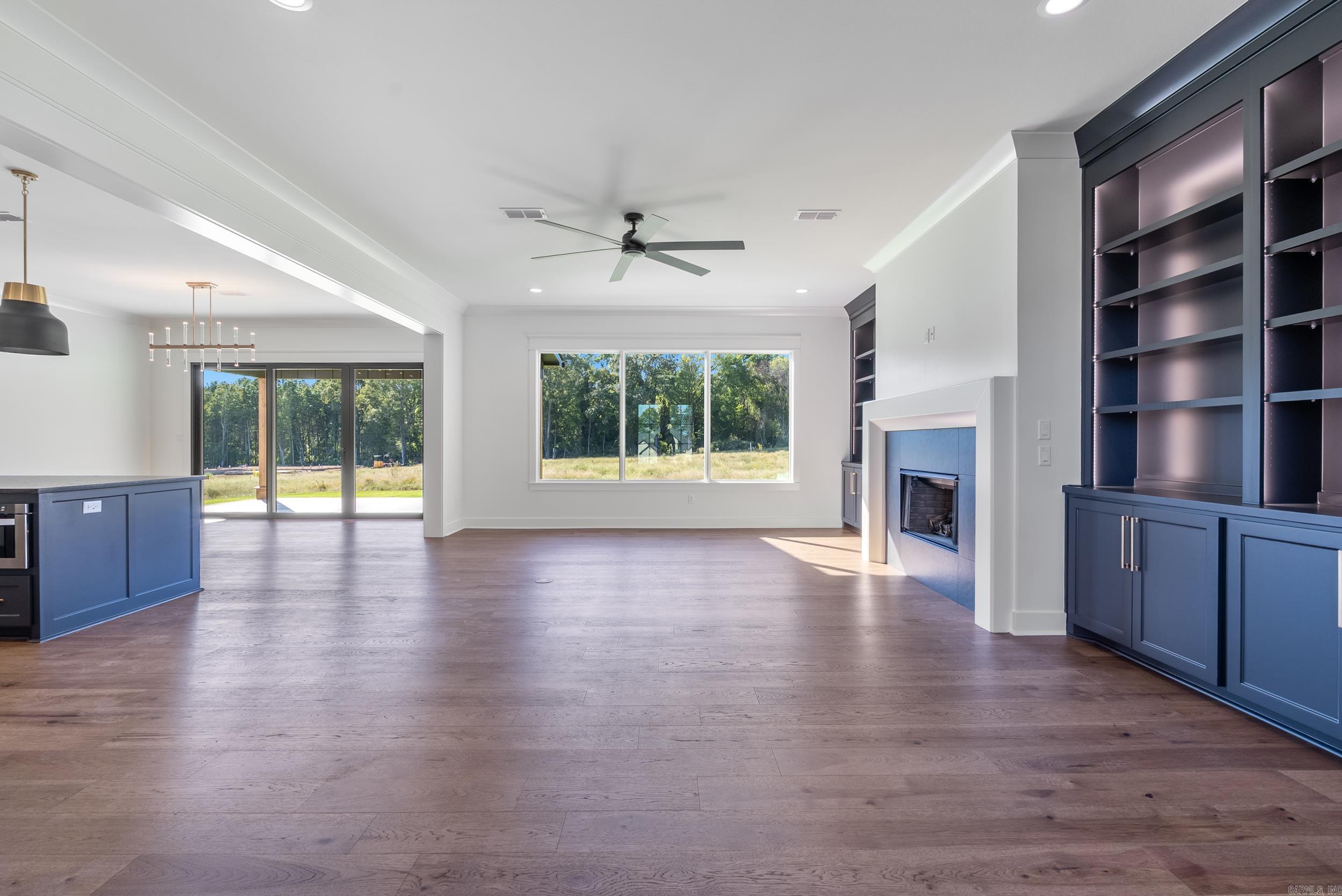 Lands End Estates - Residential