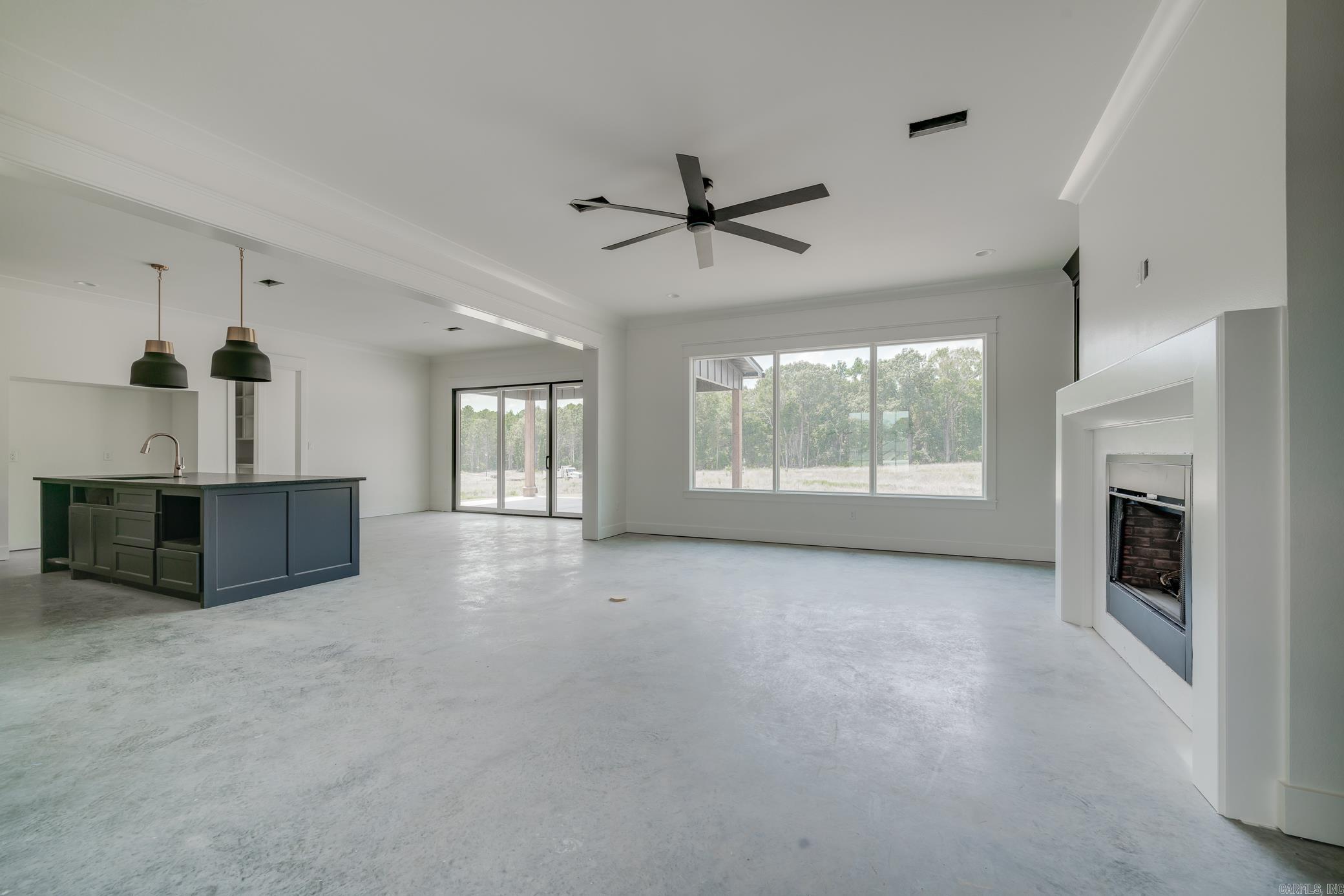 Lands End Estates - Residential