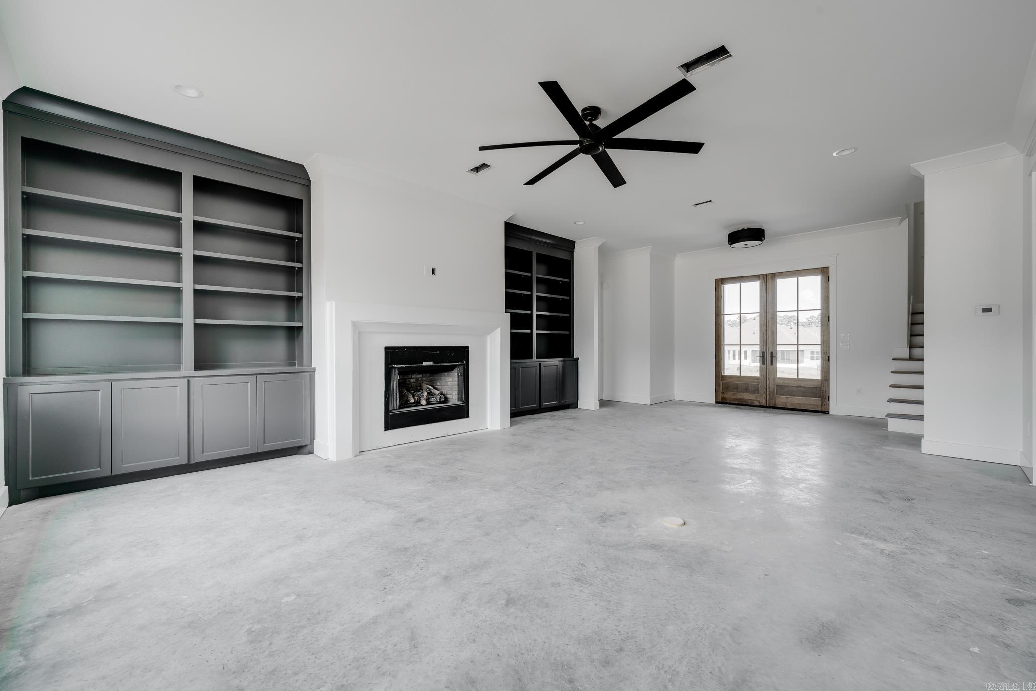 Lands End Estates - Residential