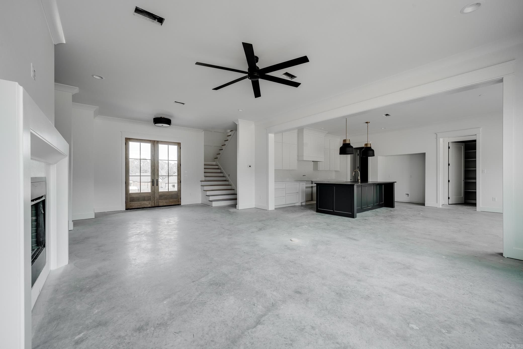 Lands End Estates - Residential
