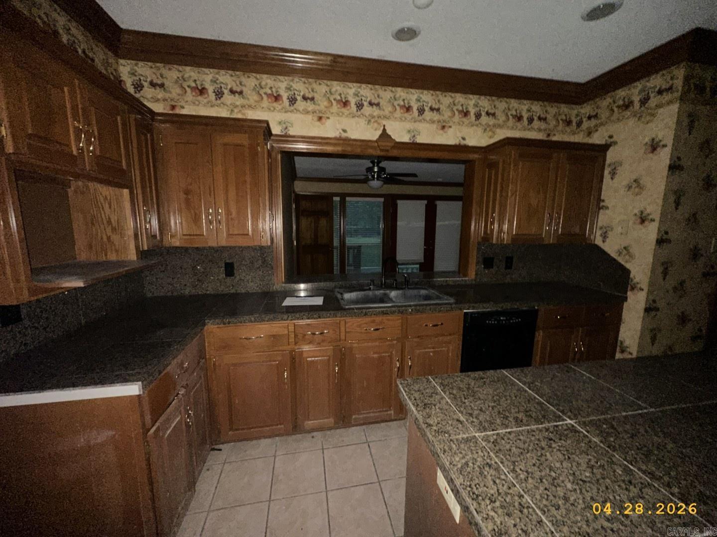 SHADY GROVE ESTATES - Residential