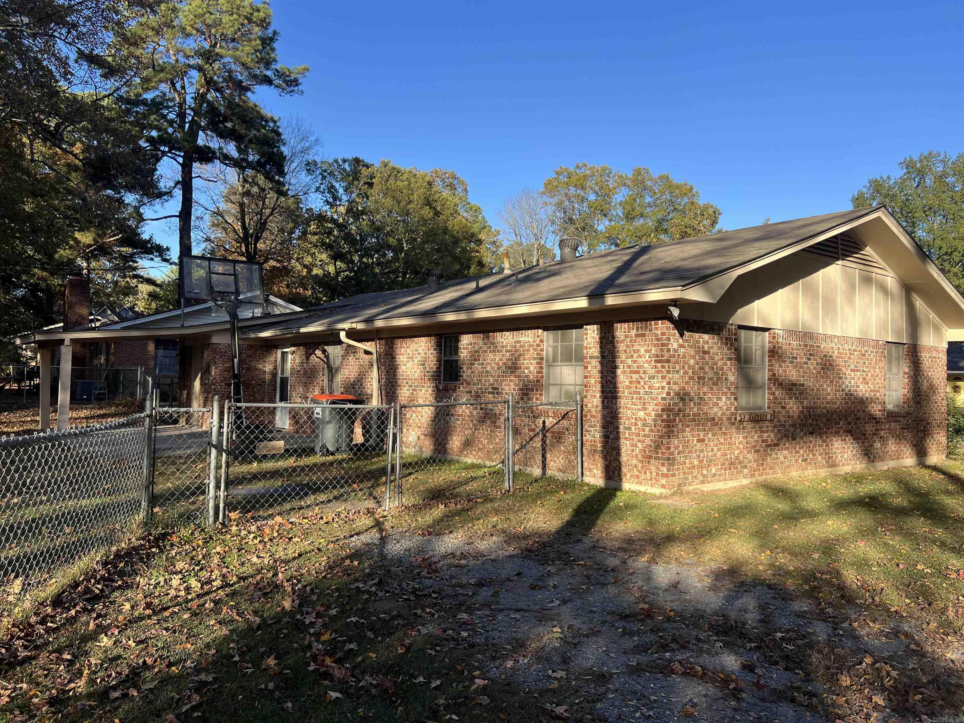 Sherwood Forest - Residential