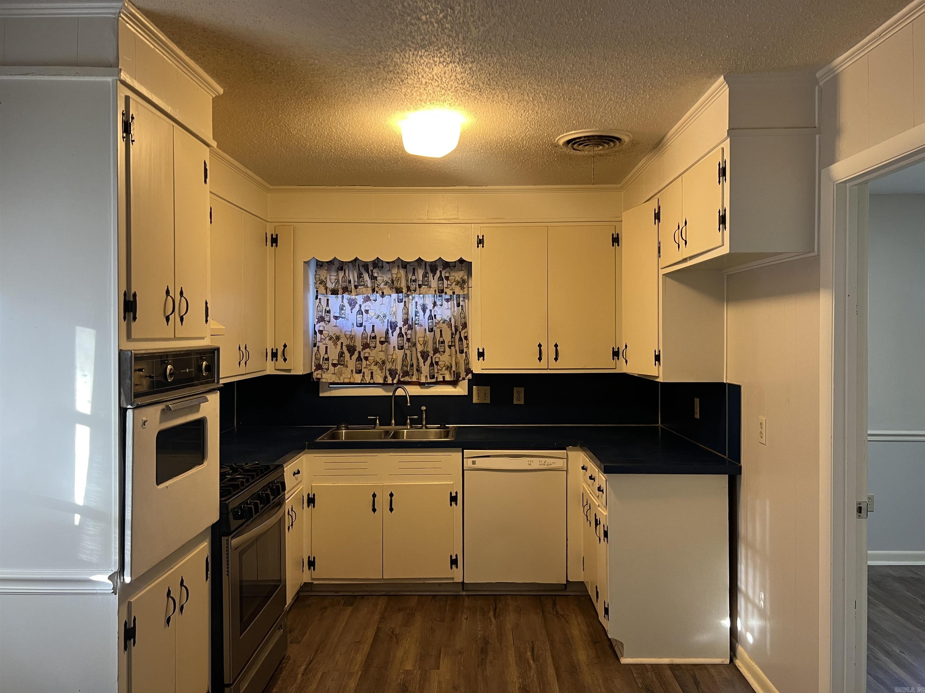 Sherwood Forest - Residential