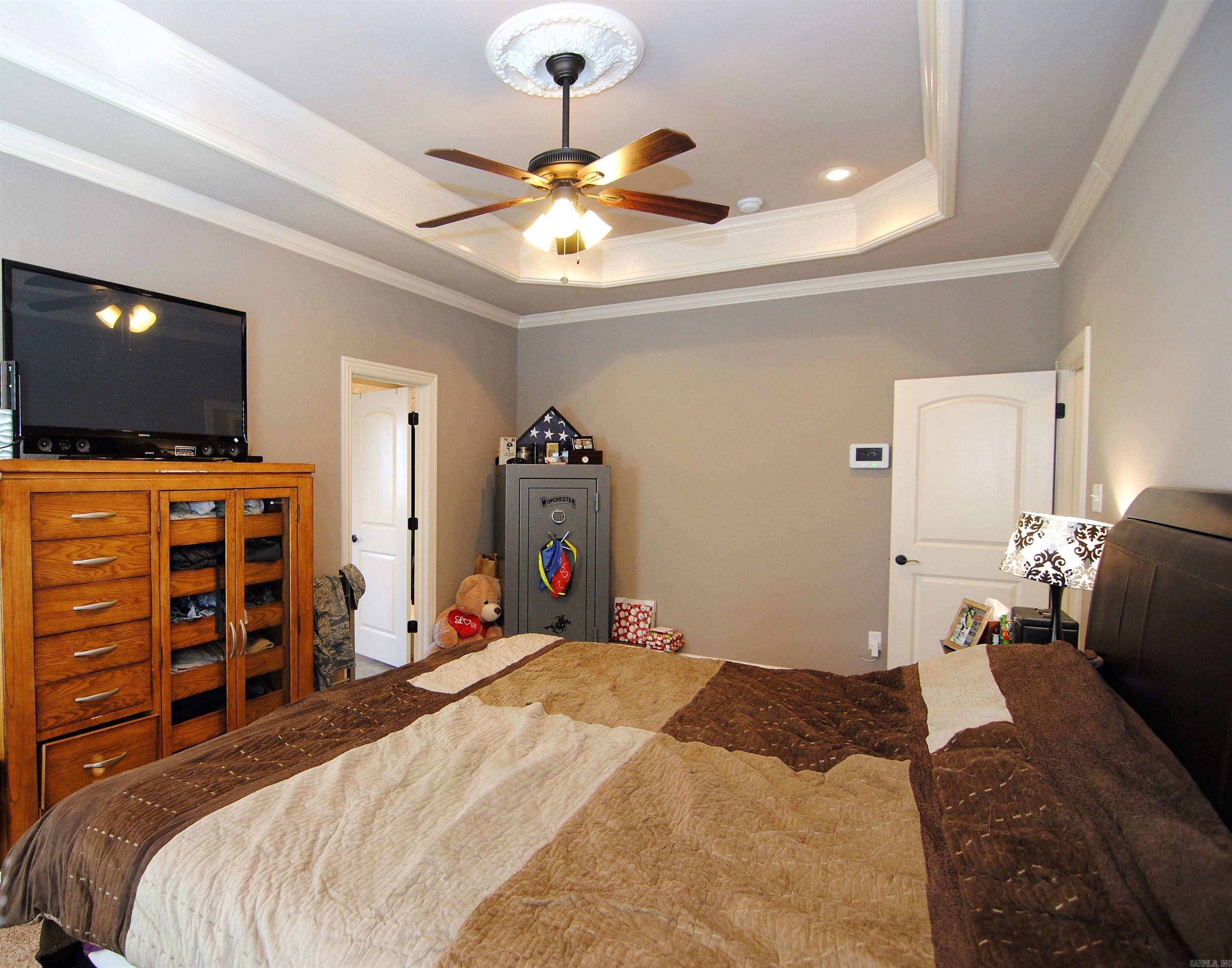 Base Meadows - Residential Lease