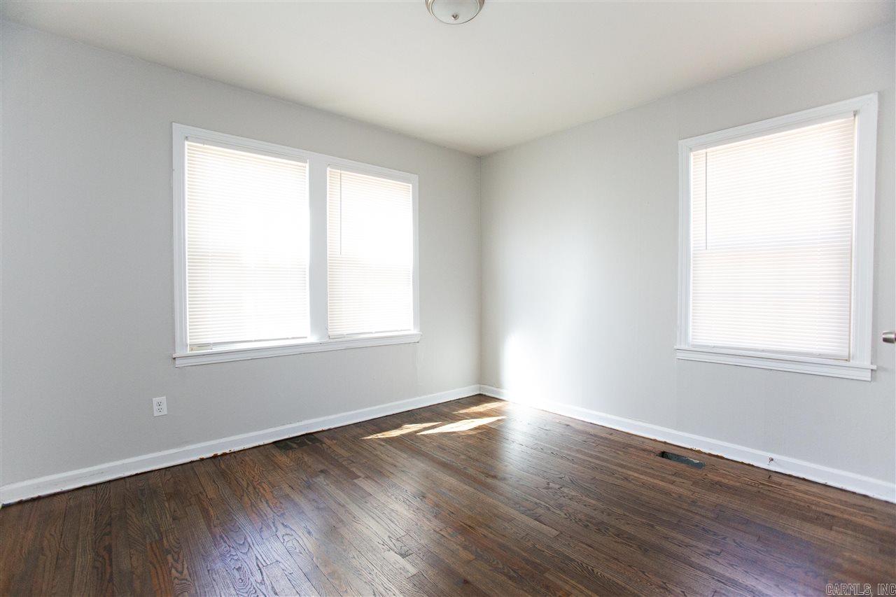 Longview - Residential Lease