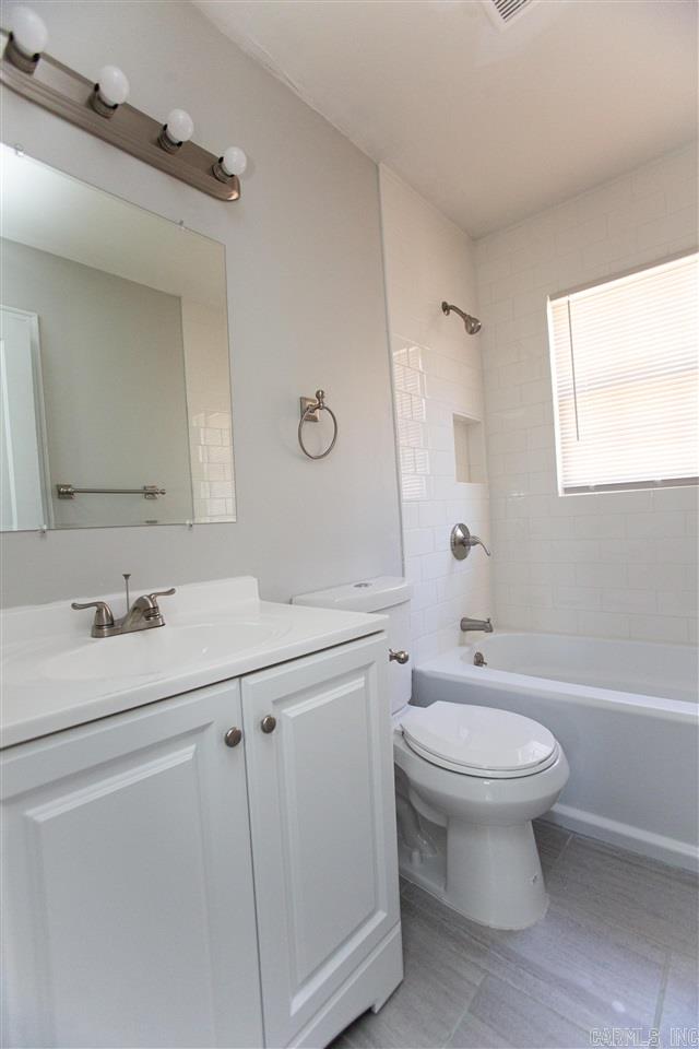 Longview - Residential Lease