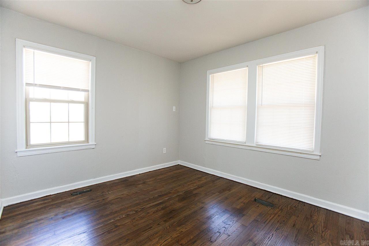 Longview - Residential Lease