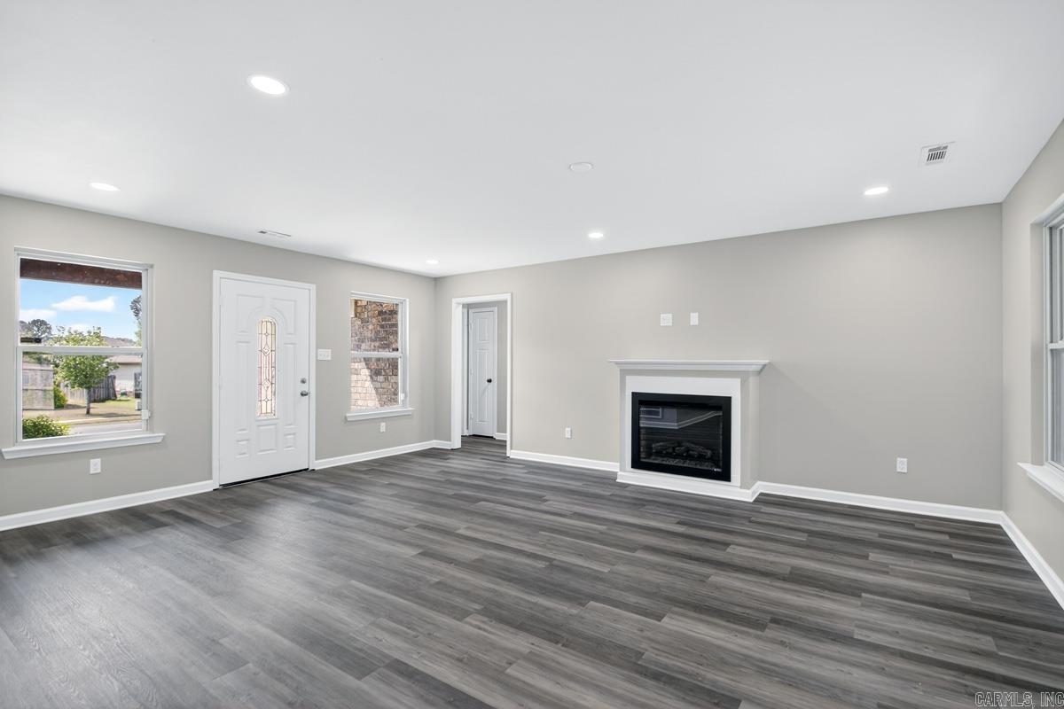 CARMICHAEL ESTATES - Residential