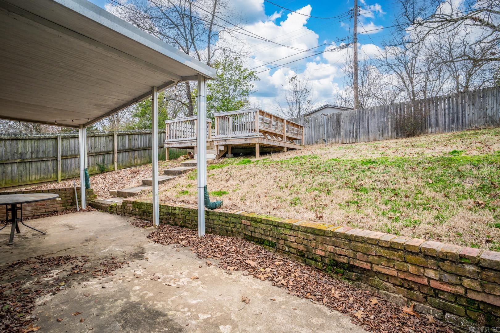 BROOK HOLLOW ADDN - Residential